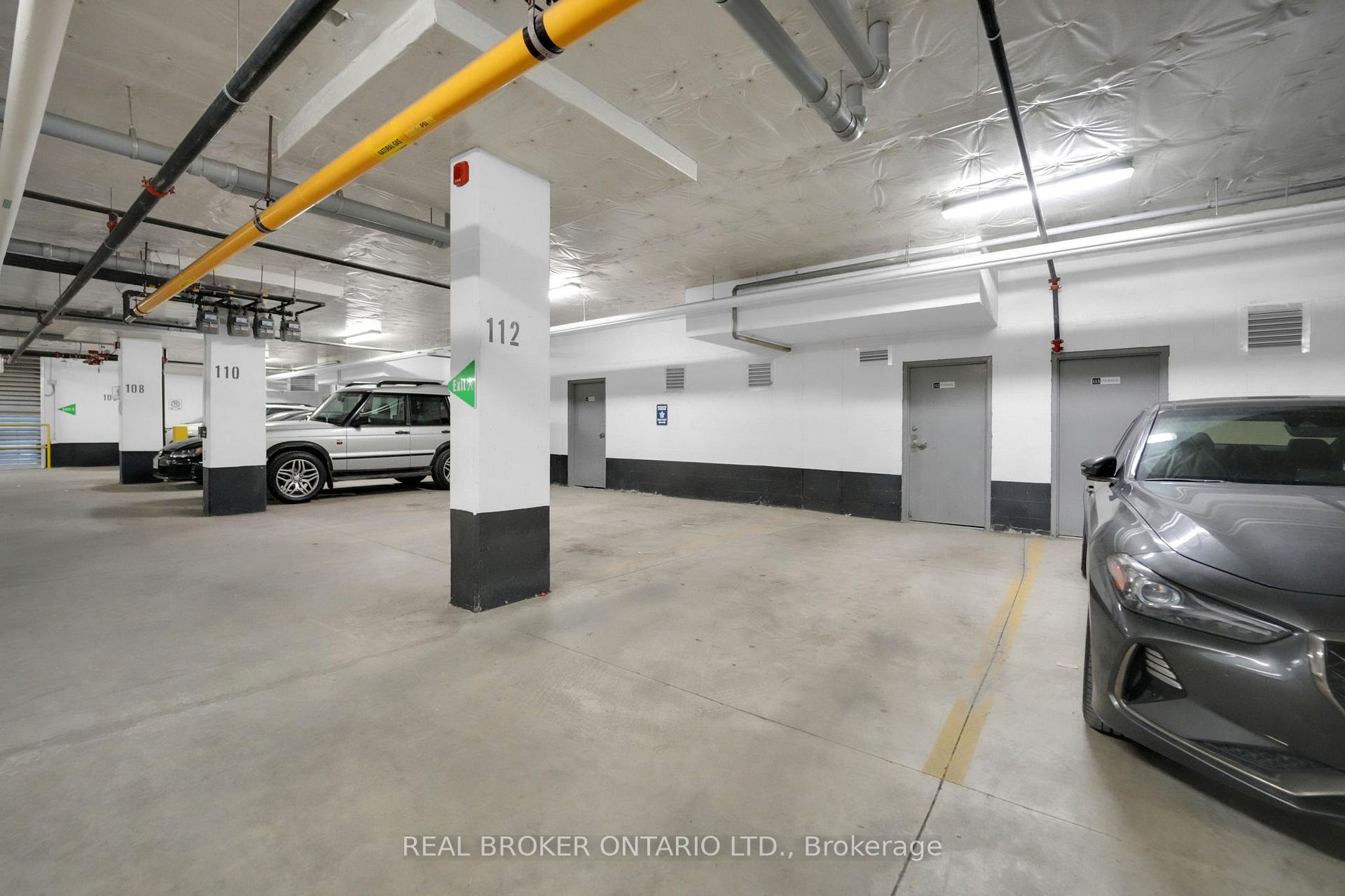 2 Bedrooms Condo at 100 Long Branch, Toronto For sale