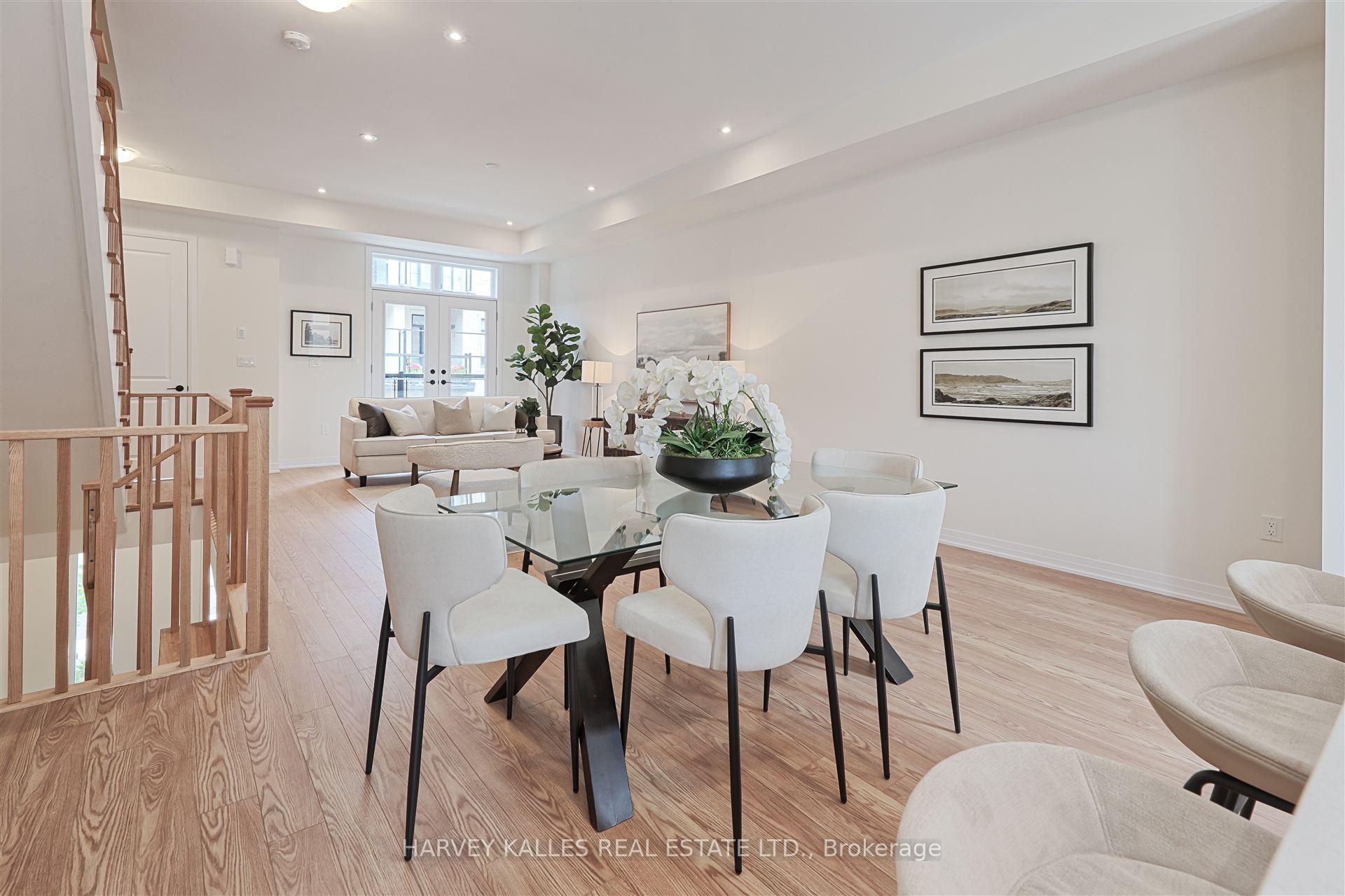 75 De La Roche Drive S