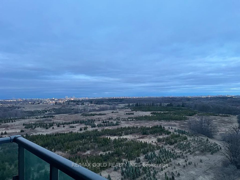 https://trreb-image.ampre.ca/DhwtWFc7BqrFXEh44ly3krJc_xiSiZLNbrgRDravsKc/rs:fit:960:960/wm:.5:so:0:50:.4/wmsh:10/wmt:PHNwYW4gZm9yZWdyb3VuZD0nd2hpdGUnIGZvbnQ9JzY4Jz5SRS9NQVggR09MRCBSRUFMVFkgSU5DLiwgQnJva2VyYWdlPC9zcGFuPg/cb:20250423181903/L3RycmViL2xpc3RpbmdzLzQxLzAyLzA1LzQzL3AvNzc4ODEwNzUtZmM1NS00ZGQzLWI1YWUtNDg5ZTE4ZGY3MjhhLmpwZWc.jpg