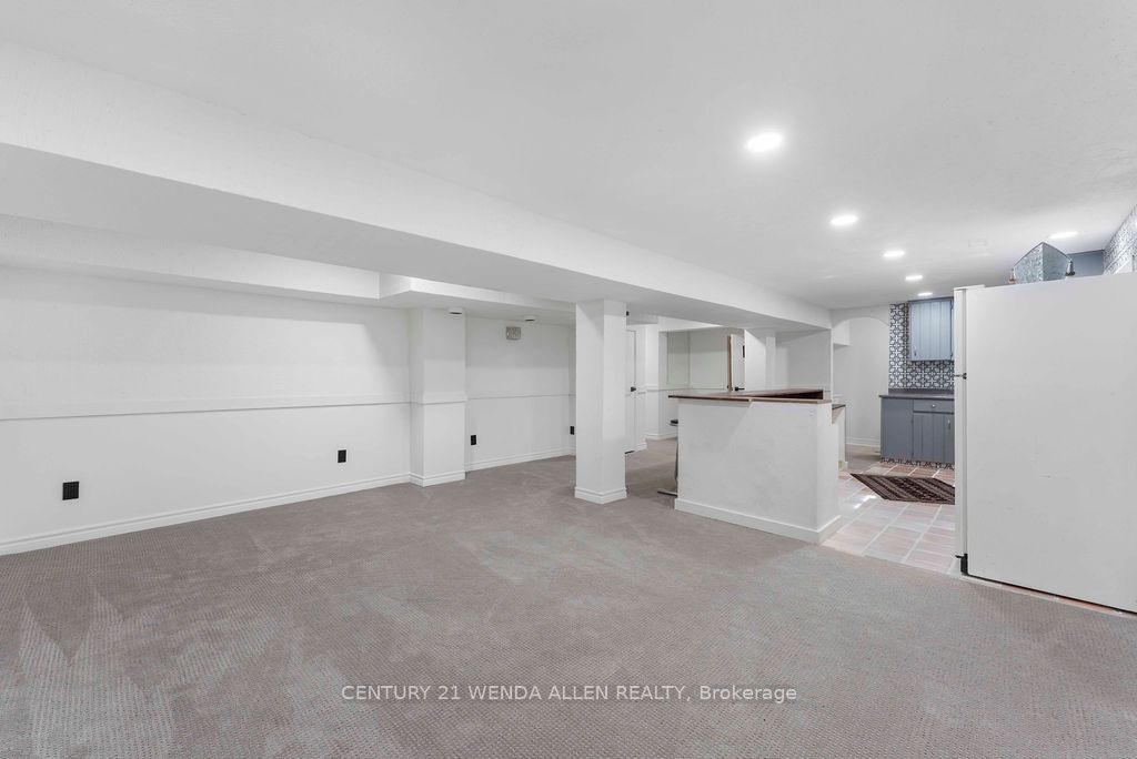 2 Ribblesdale Drive