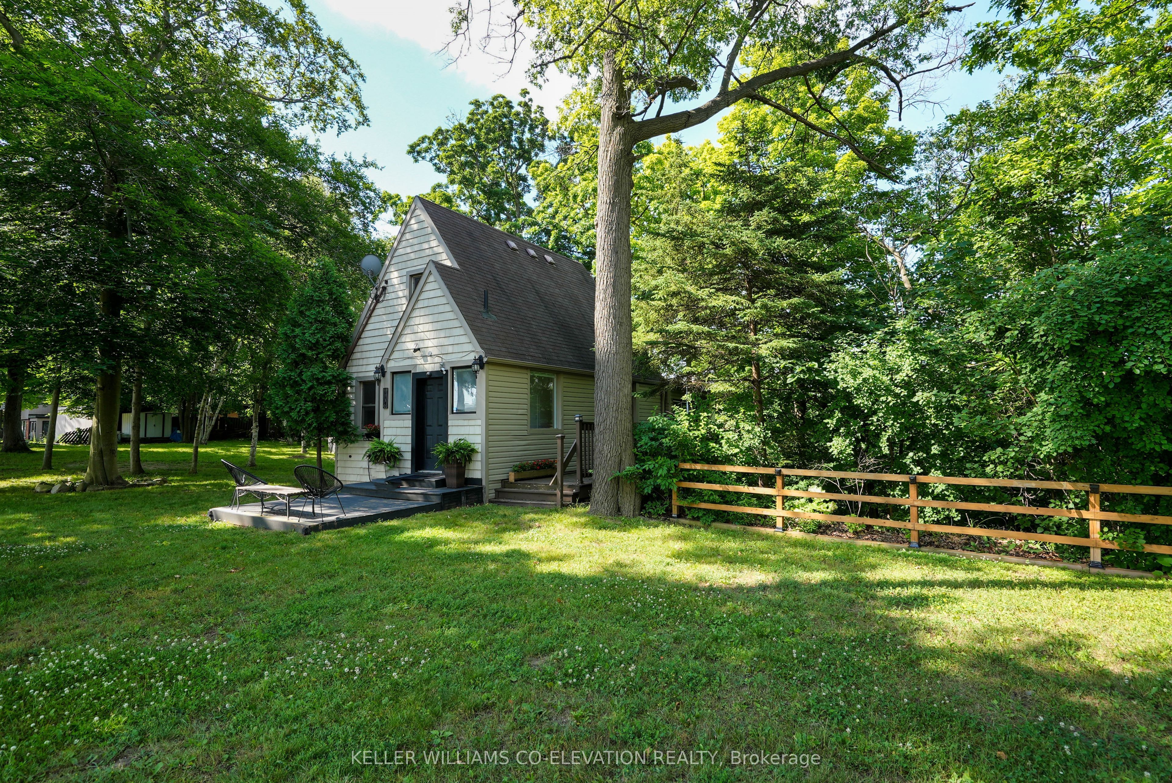 1136 Bronte Road