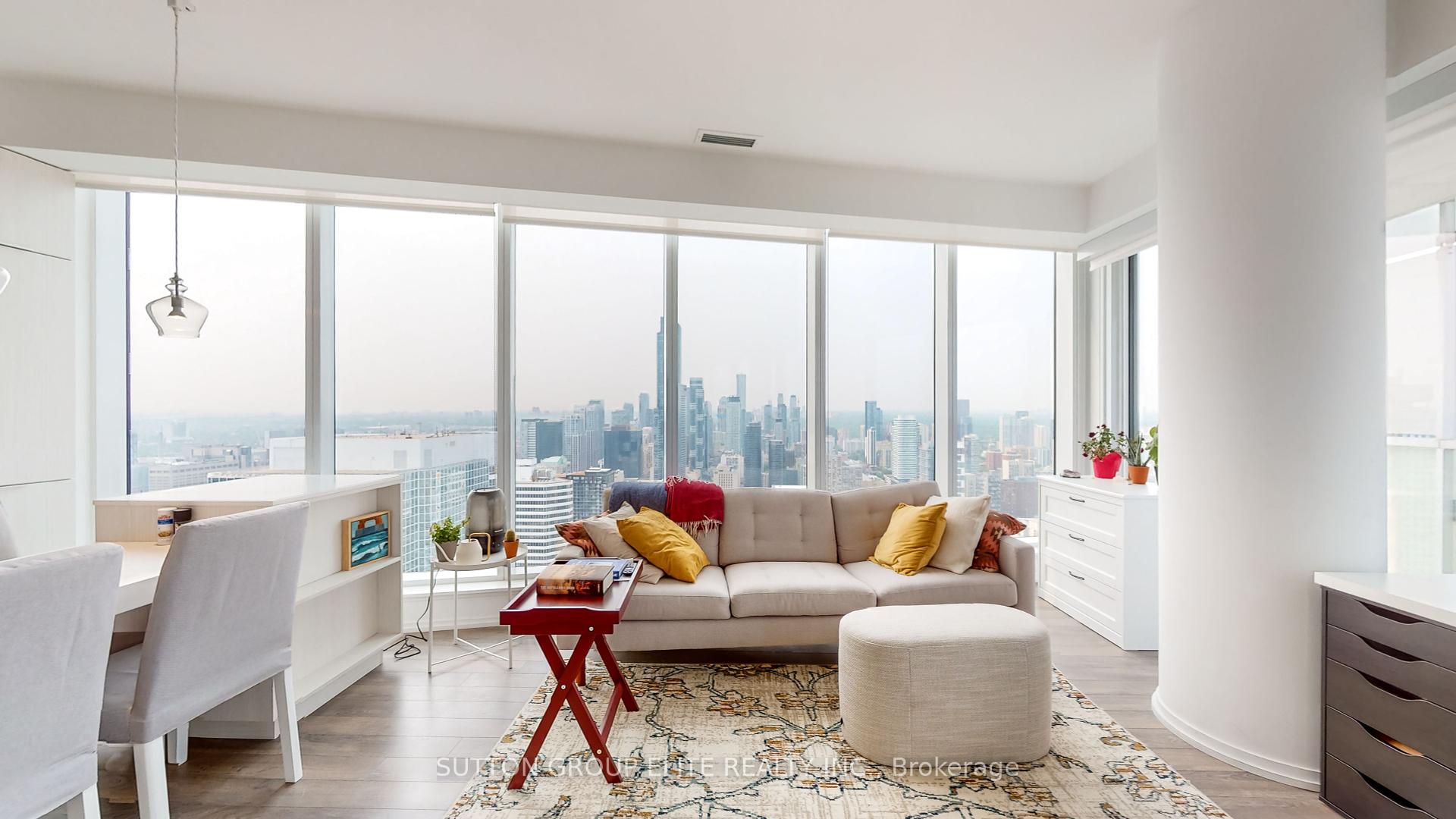 2 Bedrooms Condo at 197 YONGE, Toronto For sale
