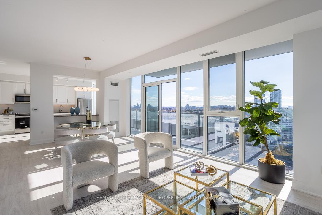 4 Bedrooms Condo at 20 Gatineau,  Vaughan For sale