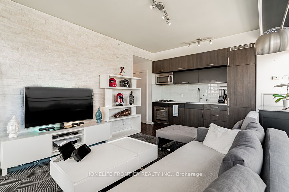 205 Manning