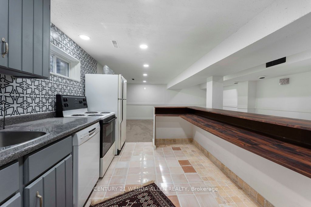 2 Ribblesdale Drive