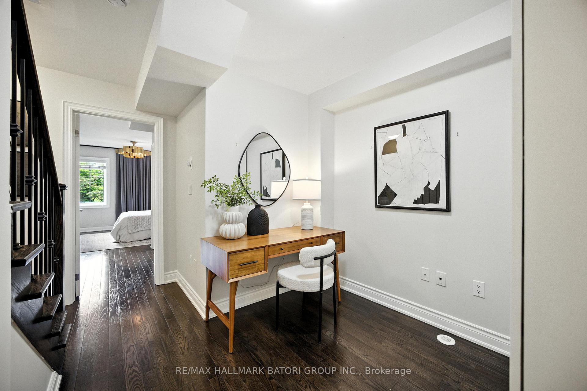 4 Bedrooms Condo at 2110 Bayview, Toronto For sale