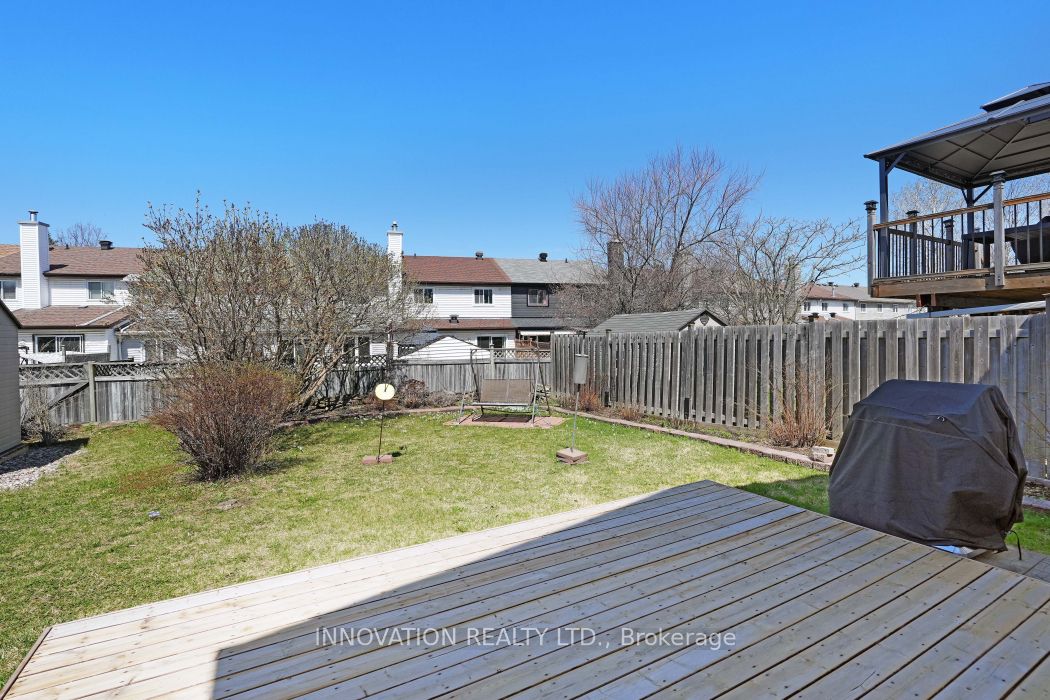 114 Acklam Terrace, Kanata, ON K2K 2J5