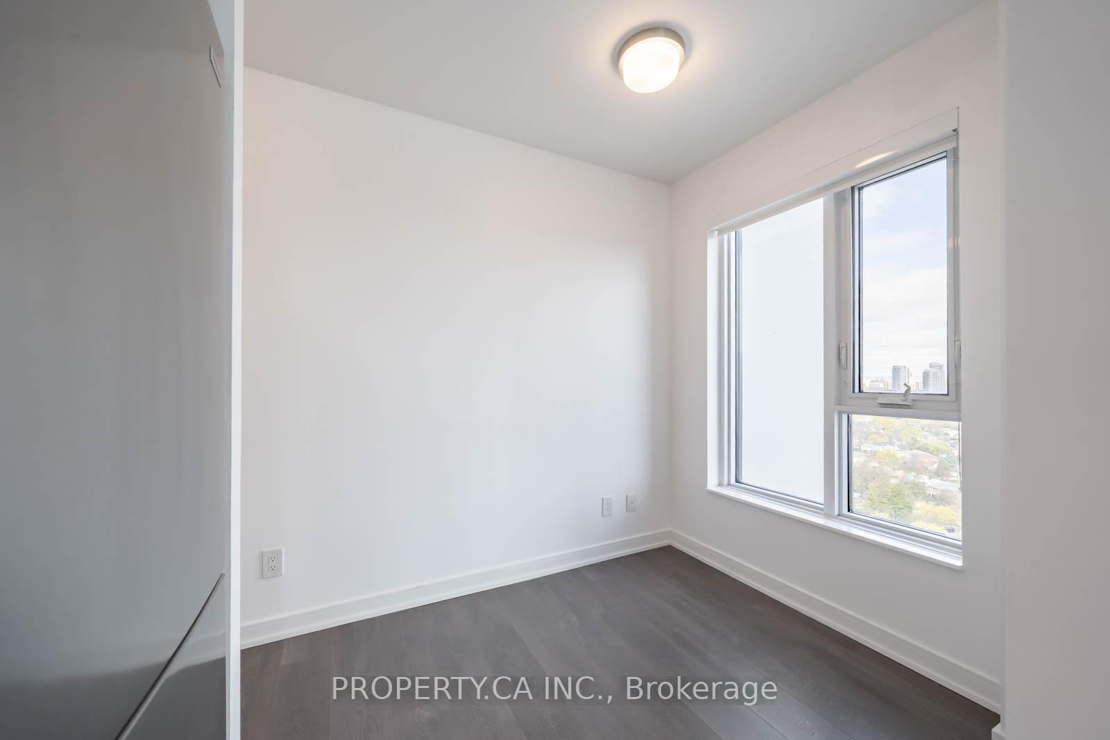 2 Bedrooms Condo at 30 Samuel Wood,  Toronto For sale