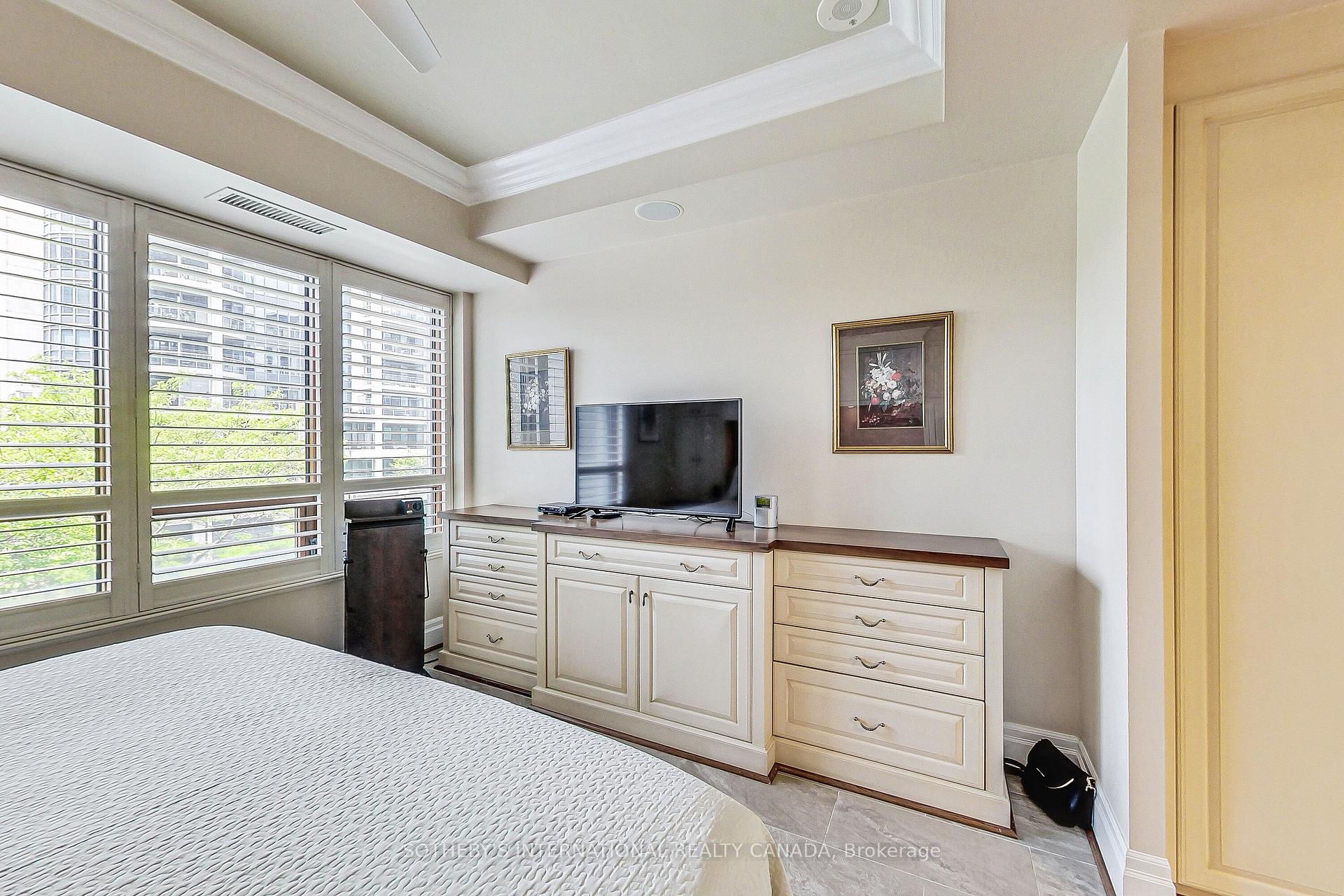 1 Bedroom Condo at 2095 Lake Shore, Toronto For sale