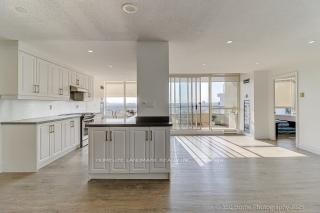 2 Bedrooms Condo at 175 Bamburgh, Toronto For sale