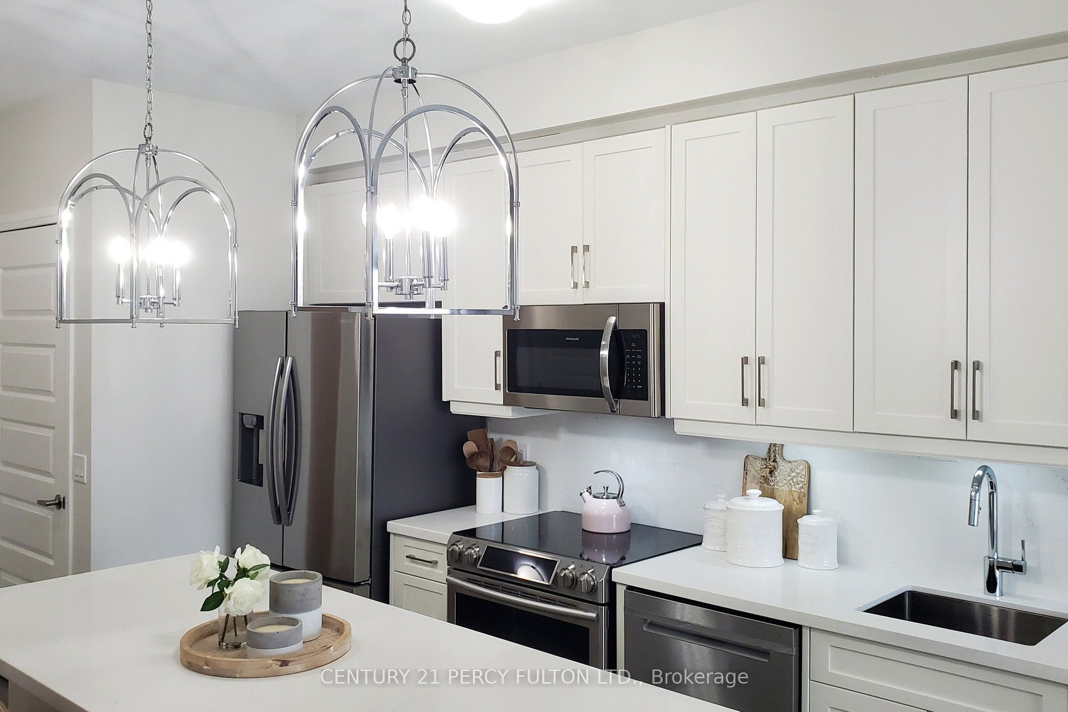 128 Grovewood Common, #320