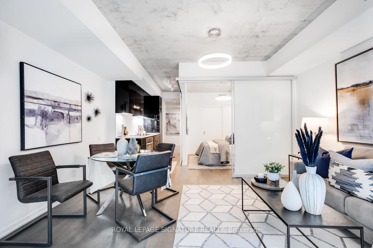 1 Bedroom Condo at 60 Colborne, Toronto For sale