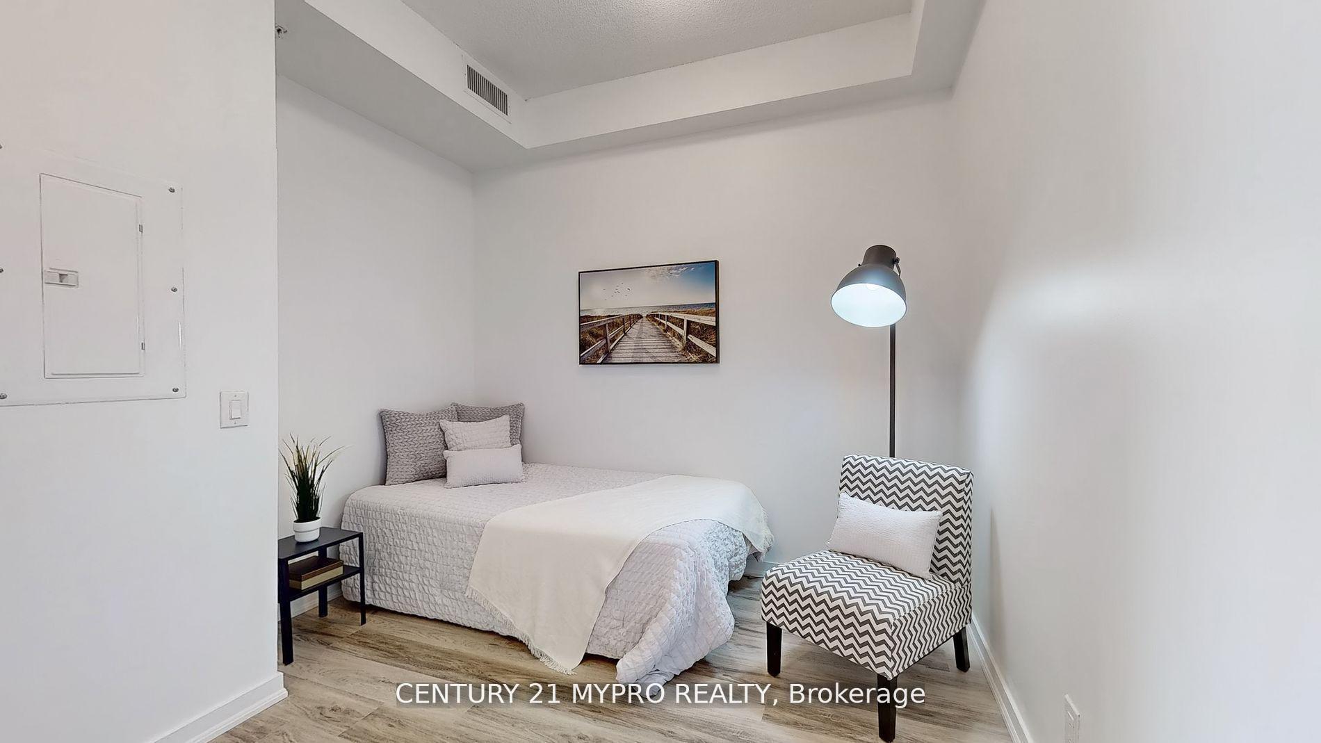 2 Bedrooms Condo at 840 Queen’s Plate,  Toronto For sale