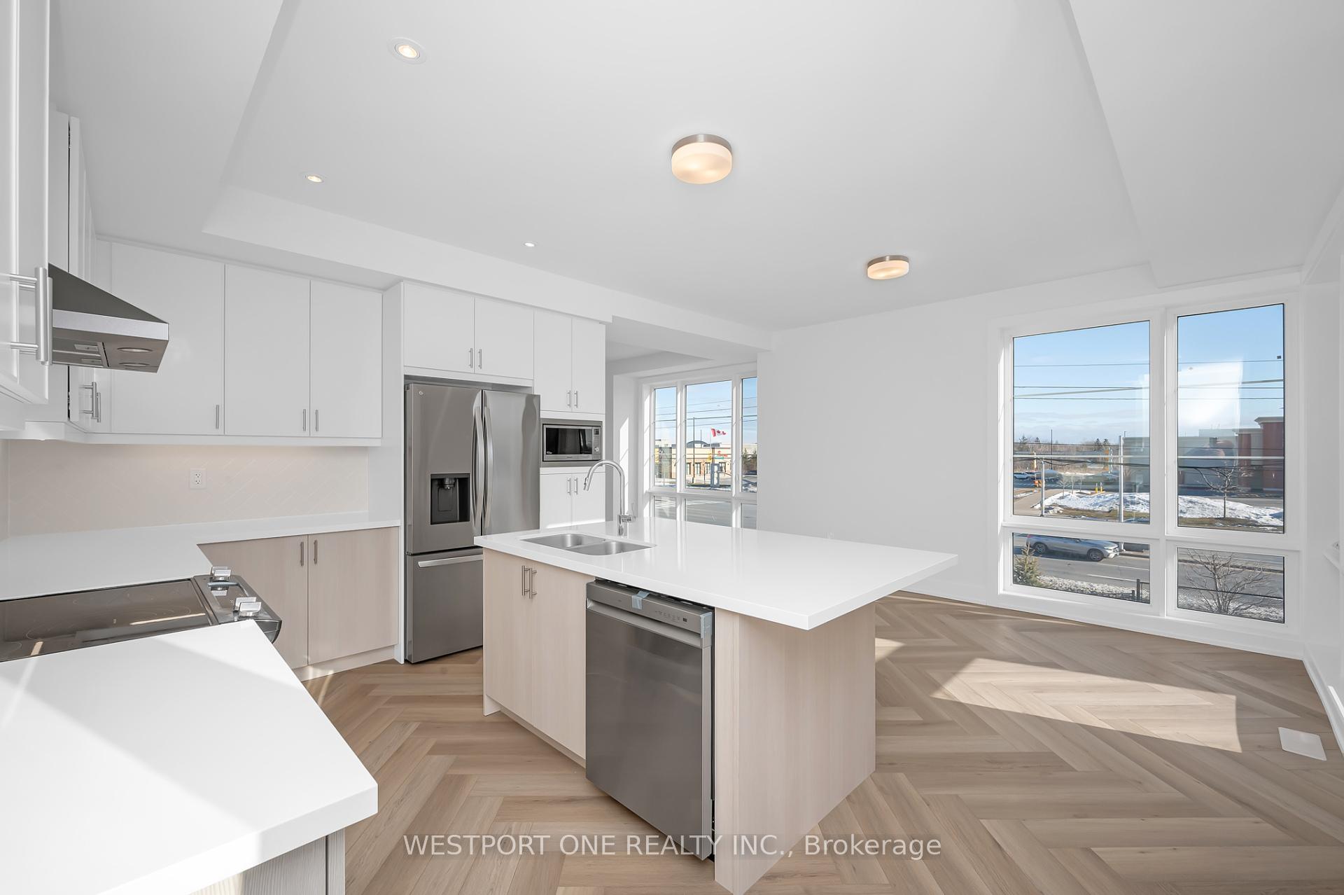 4 Bedrooms Condo at 2273 Turnberry, Burlington For sale