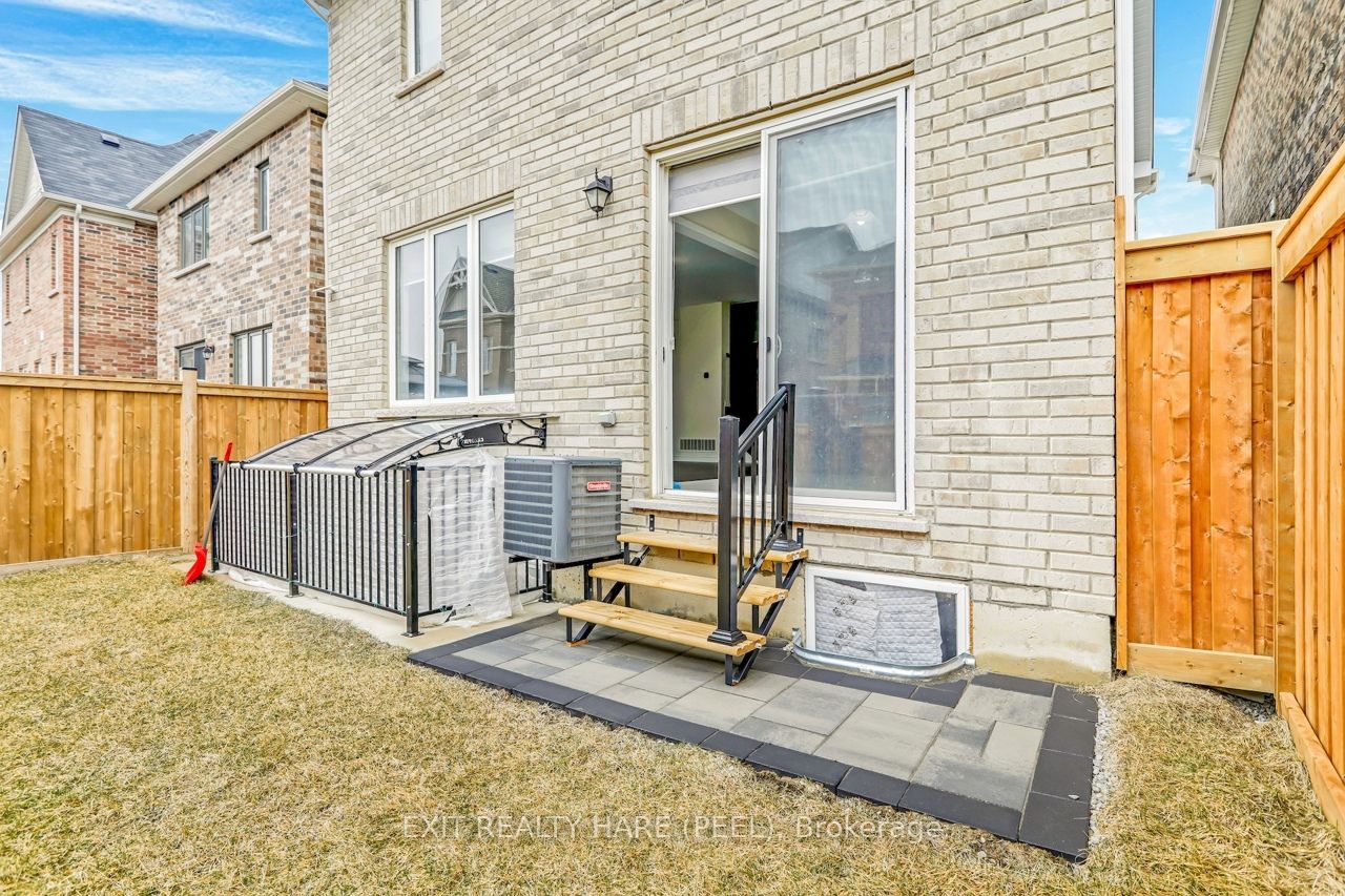 40 Speckled Alder Street