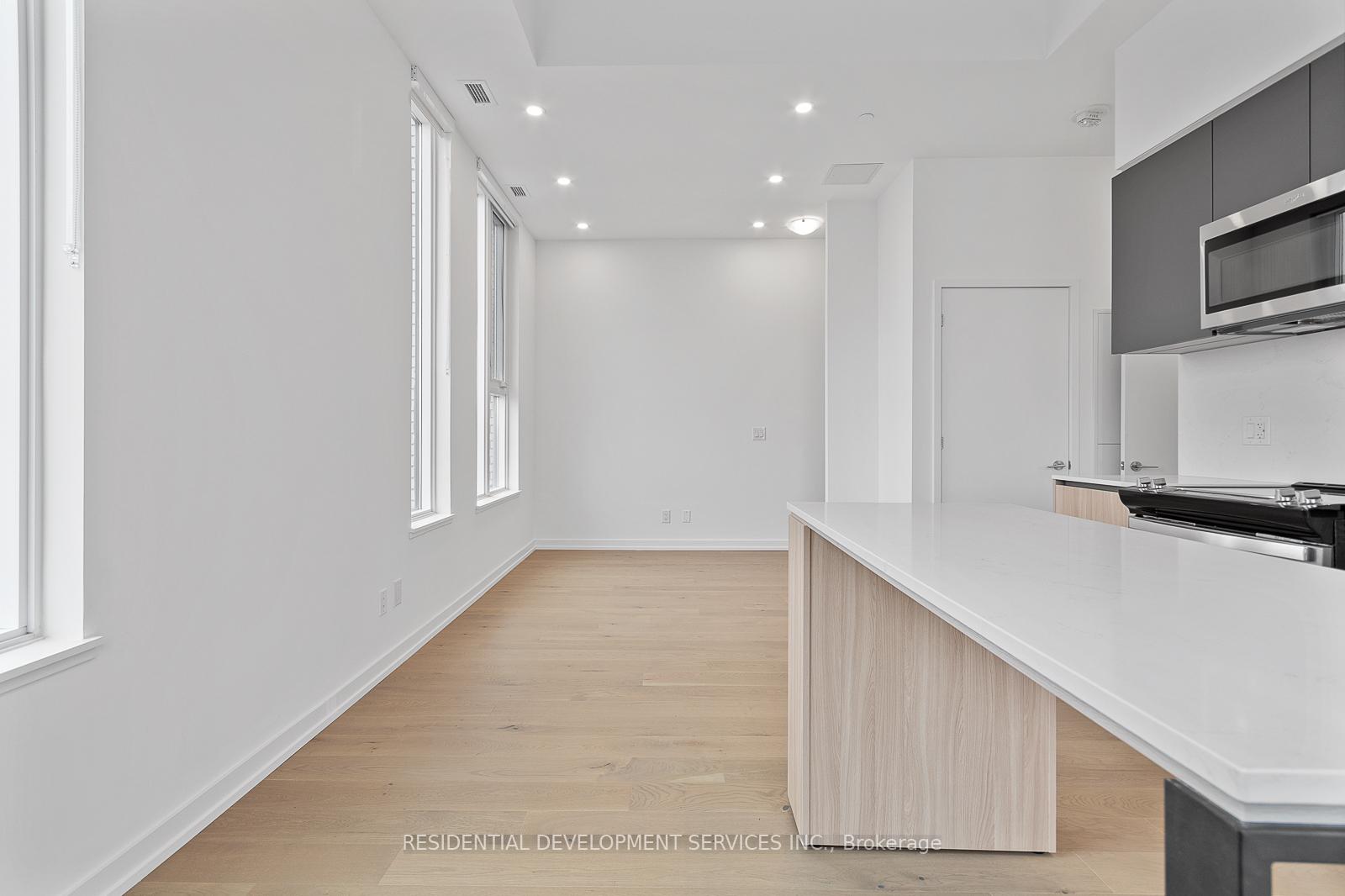 3 Bedrooms Condo at 3100 Keele,  Toronto For sale