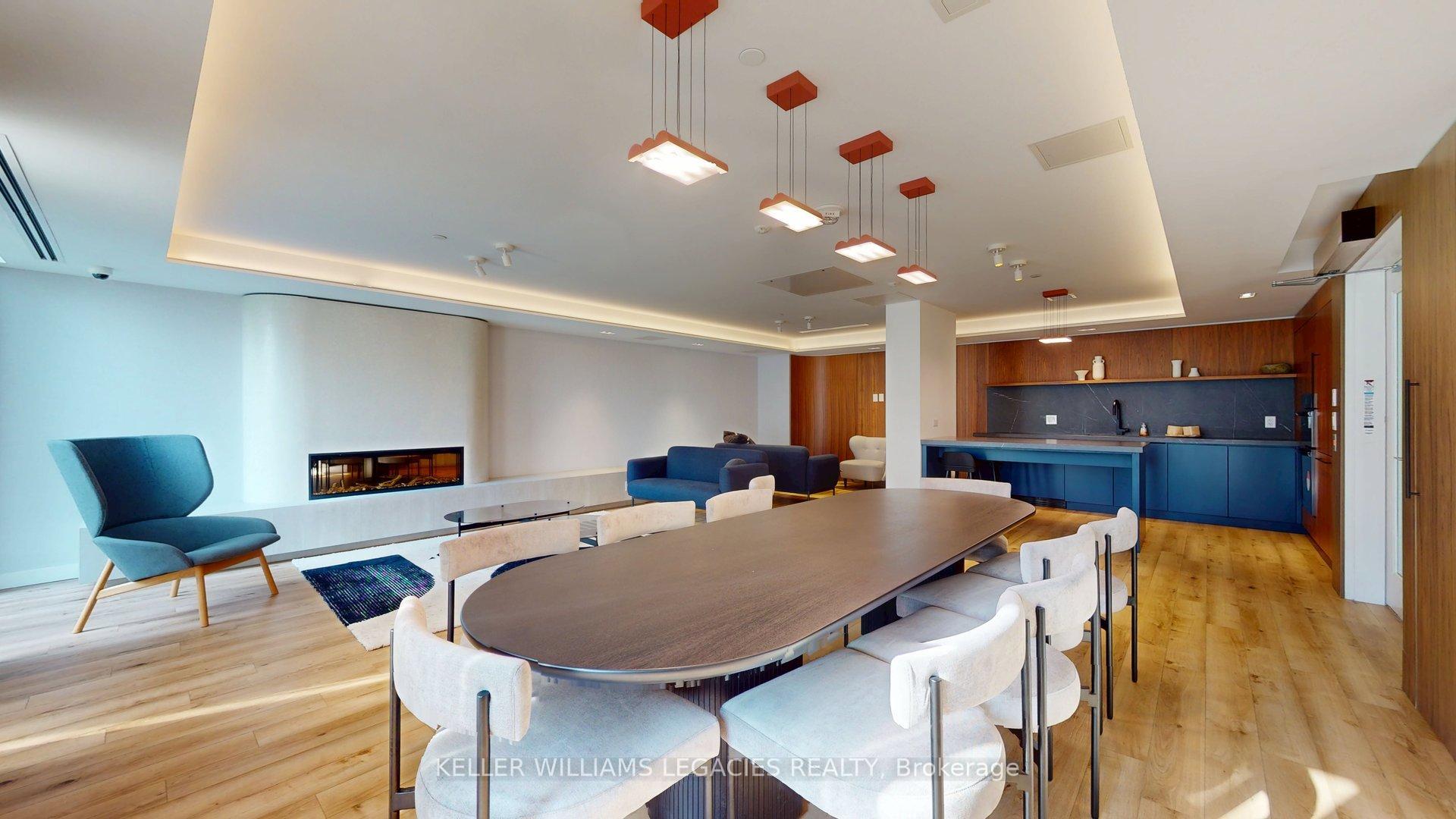 3 Bedrooms Condo at 1195 The Queens, Toronto For sale
