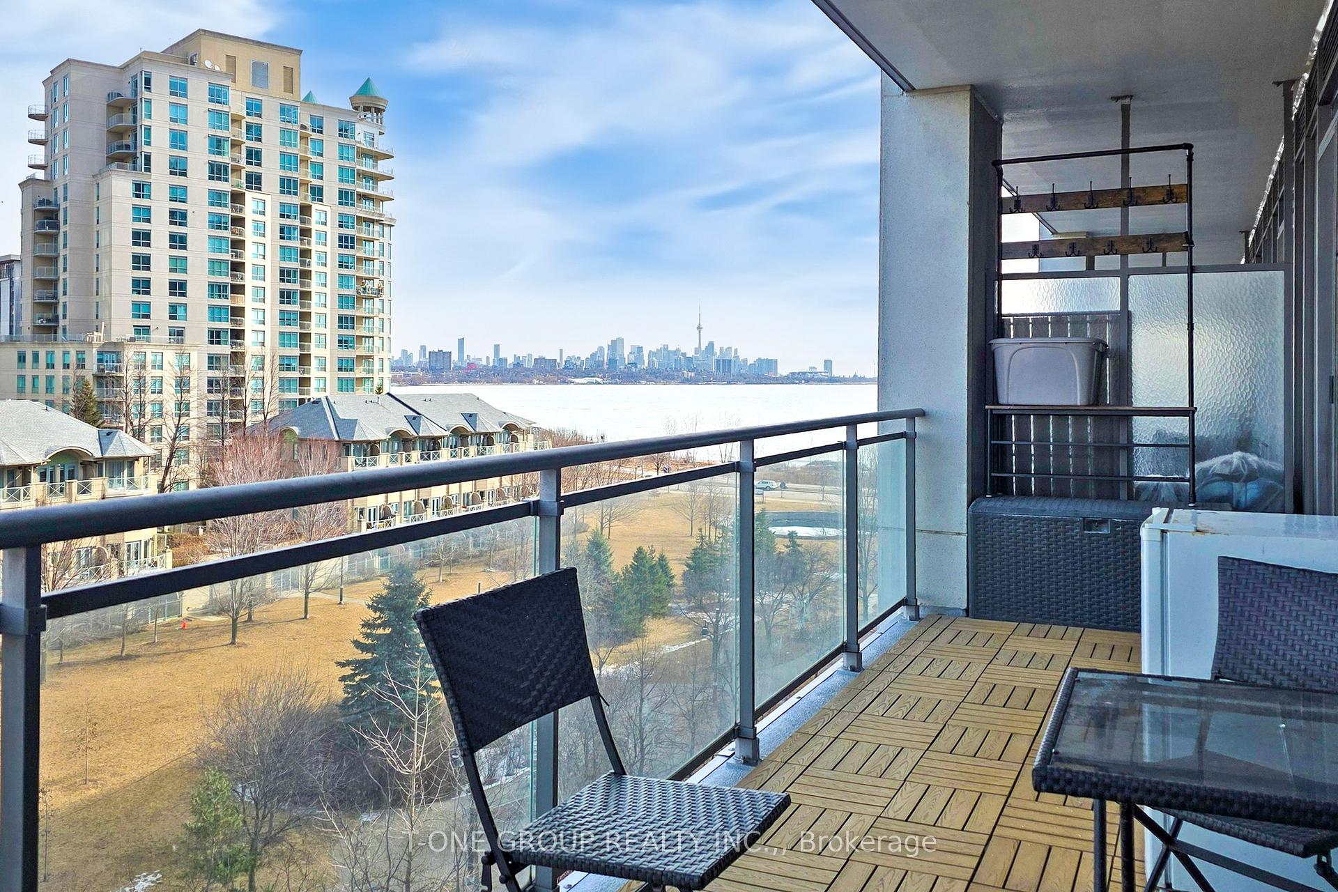 2 Bedrooms Condo at 2119 Lake Shore,  Toronto For sale
