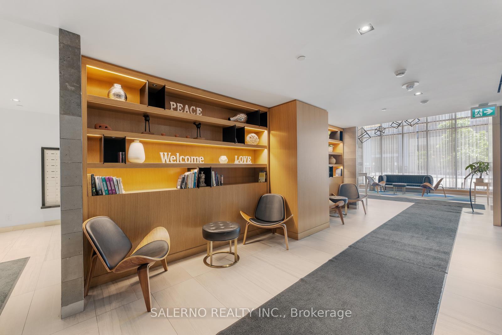 2 Bedrooms Condo at 120 Parliament, Toronto For sale