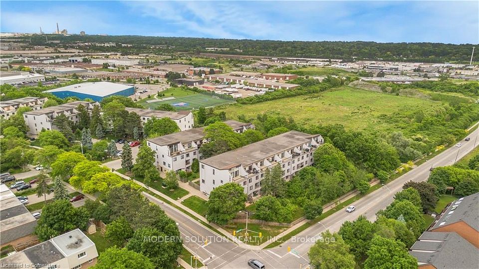 1016 Falgarwood