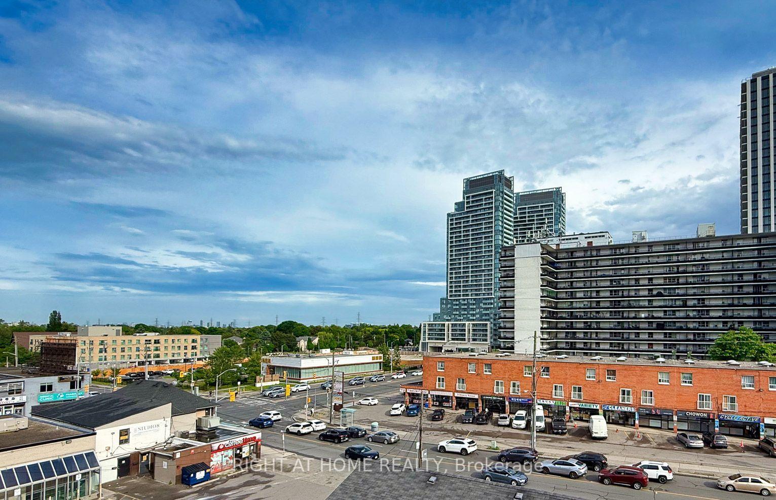 2 Bedrooms Condo at 5940 Yonge, Toronto For sale