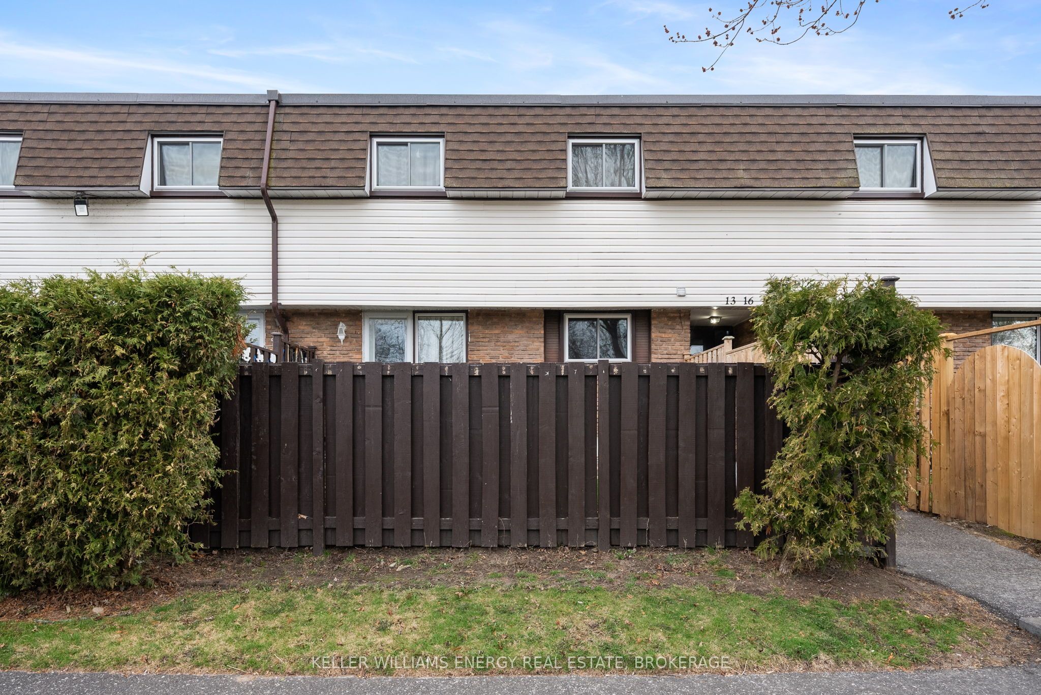 1300 Oxford Street, #13