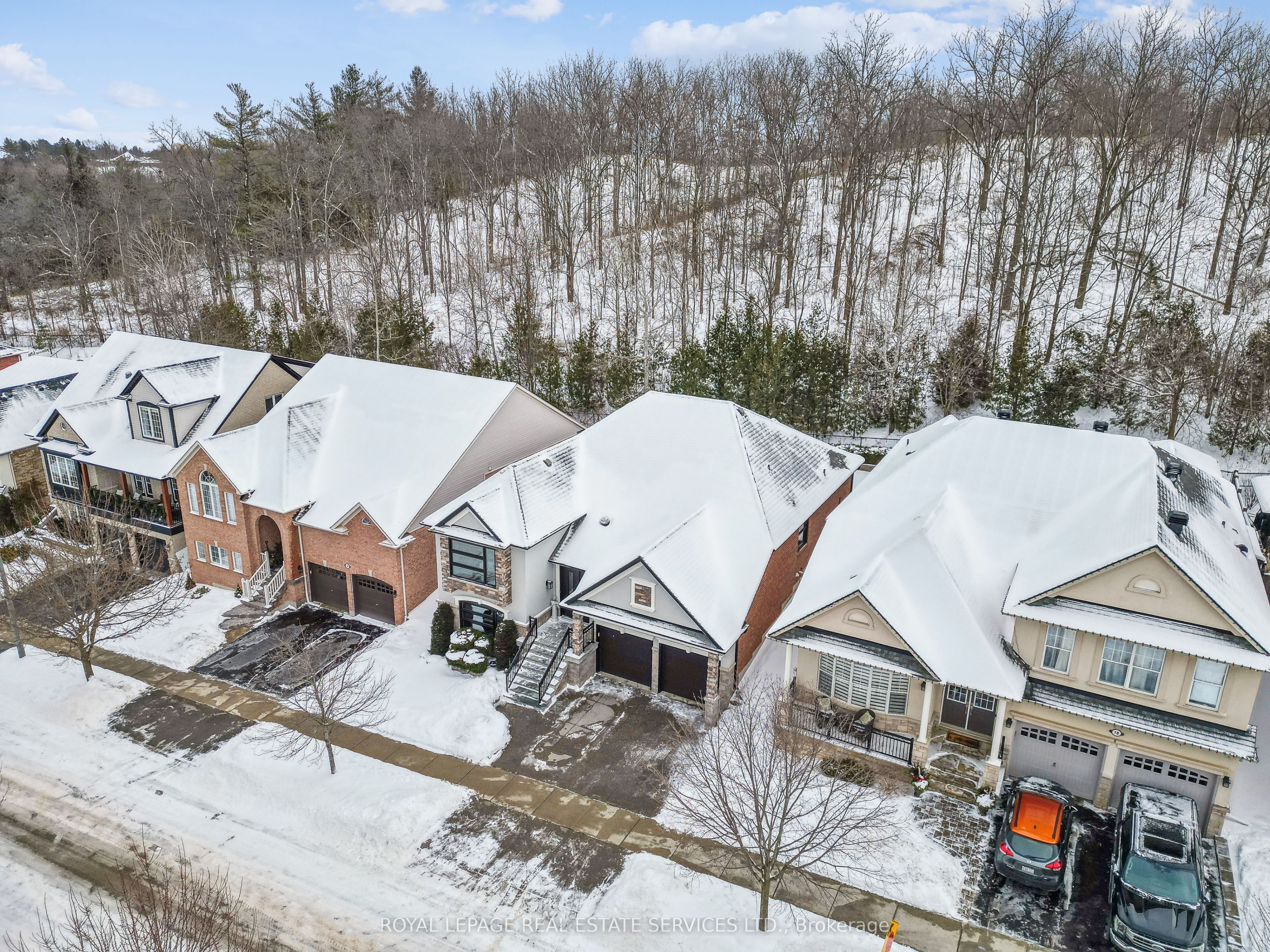 16 Arborglen Drive