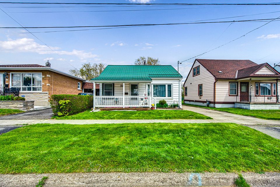 51 DOUGLAS Street, Fort Erie, ON L2A 3W6