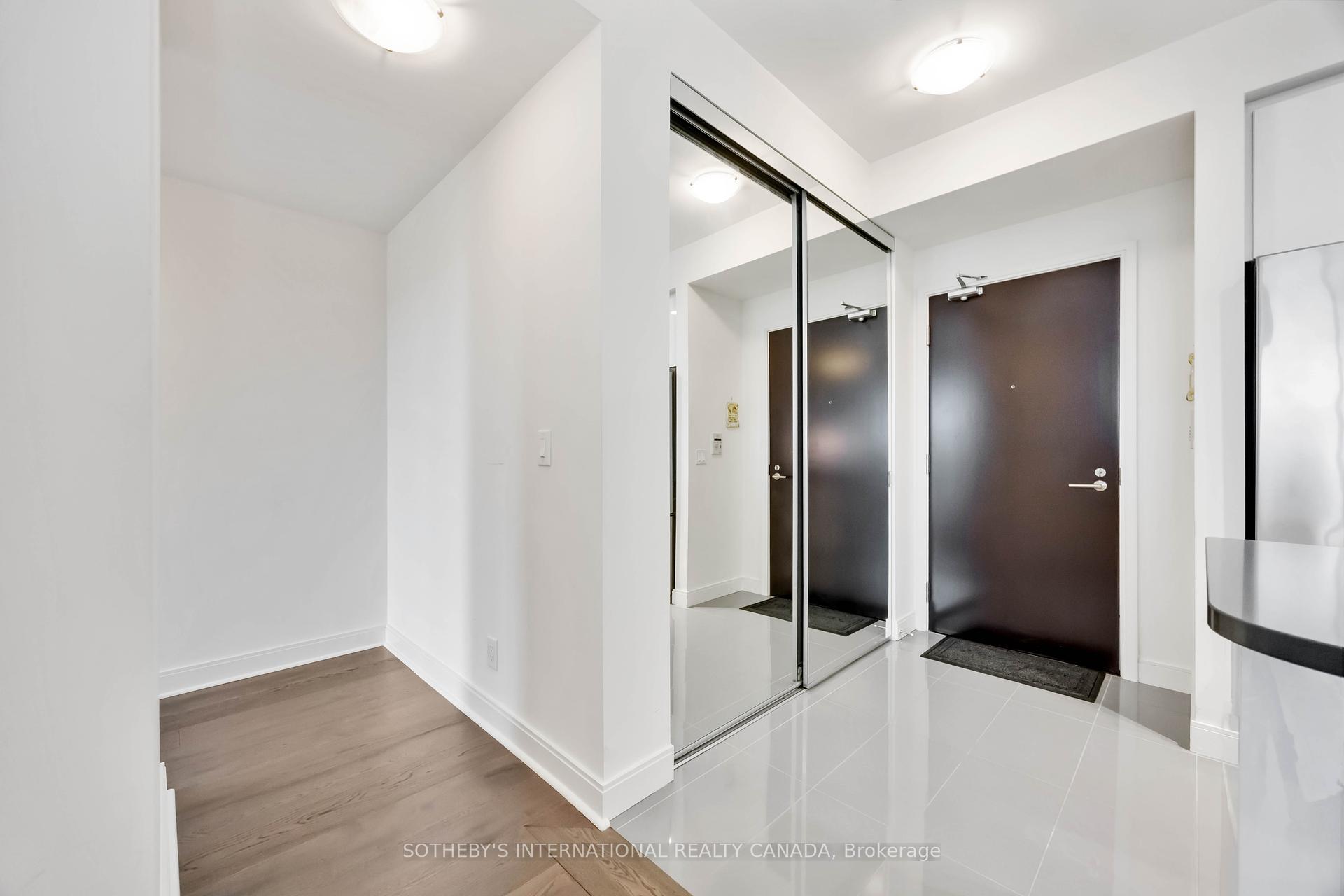 2 Bedrooms Condo at 825 Church, Toronto For sale