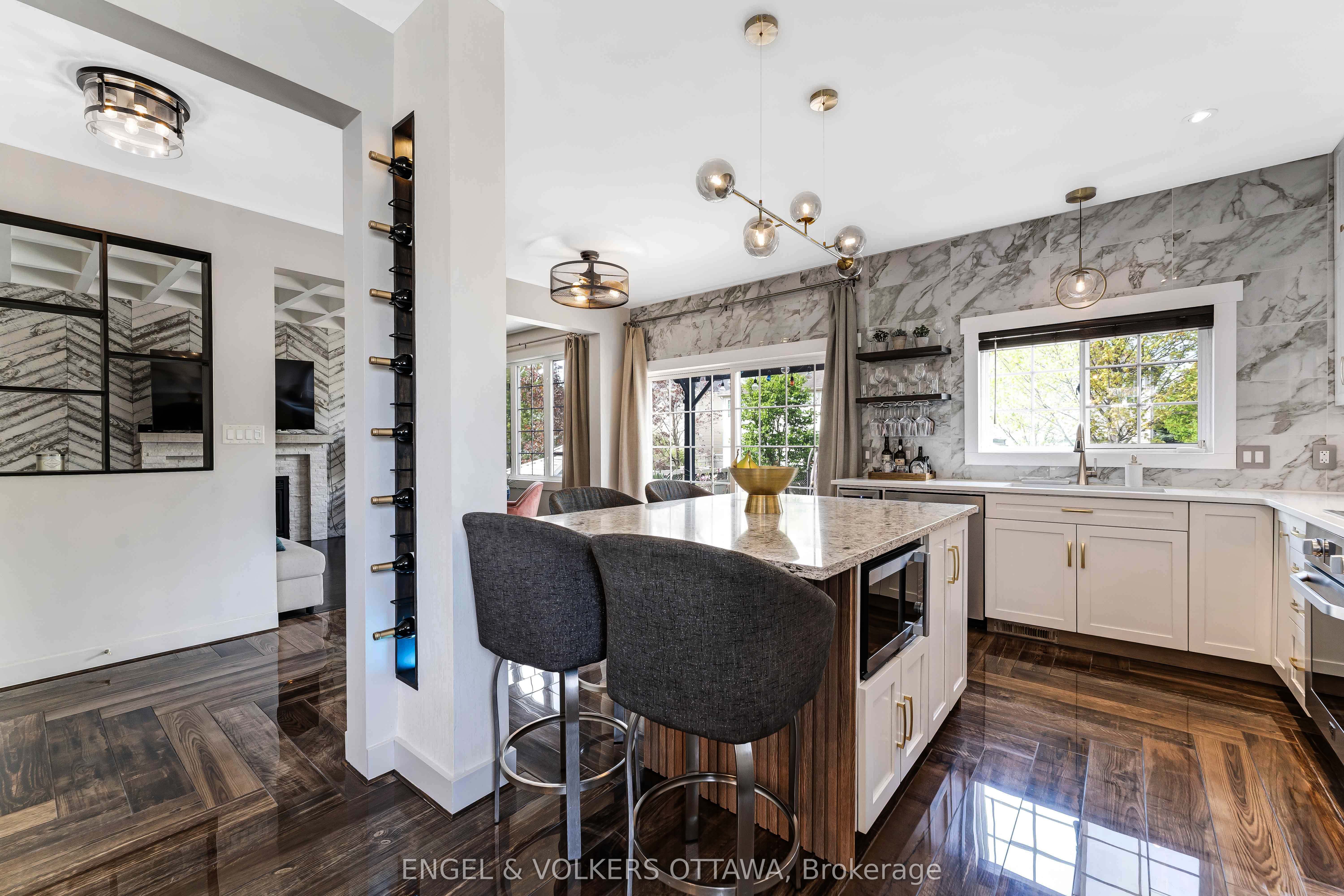 341 SHADEHILL Crescent