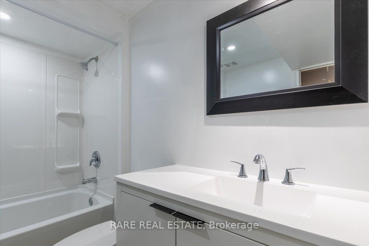 120 D'ambrosio Drive, #28