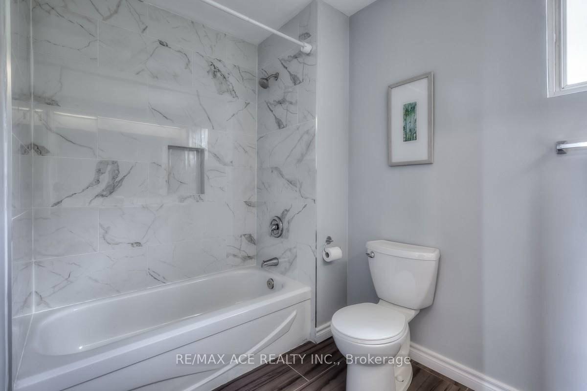 4 Bedrooms Condo at 2472 Eglinton, Toronto For sale