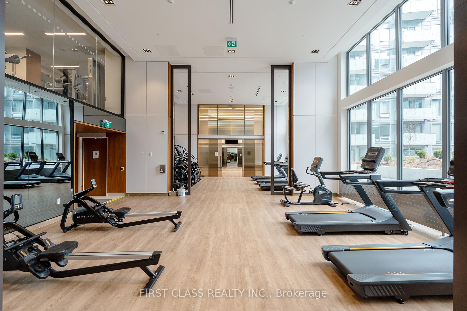 3 Bedrooms Condo at 8 Olympic Gdn, Toronto For sale