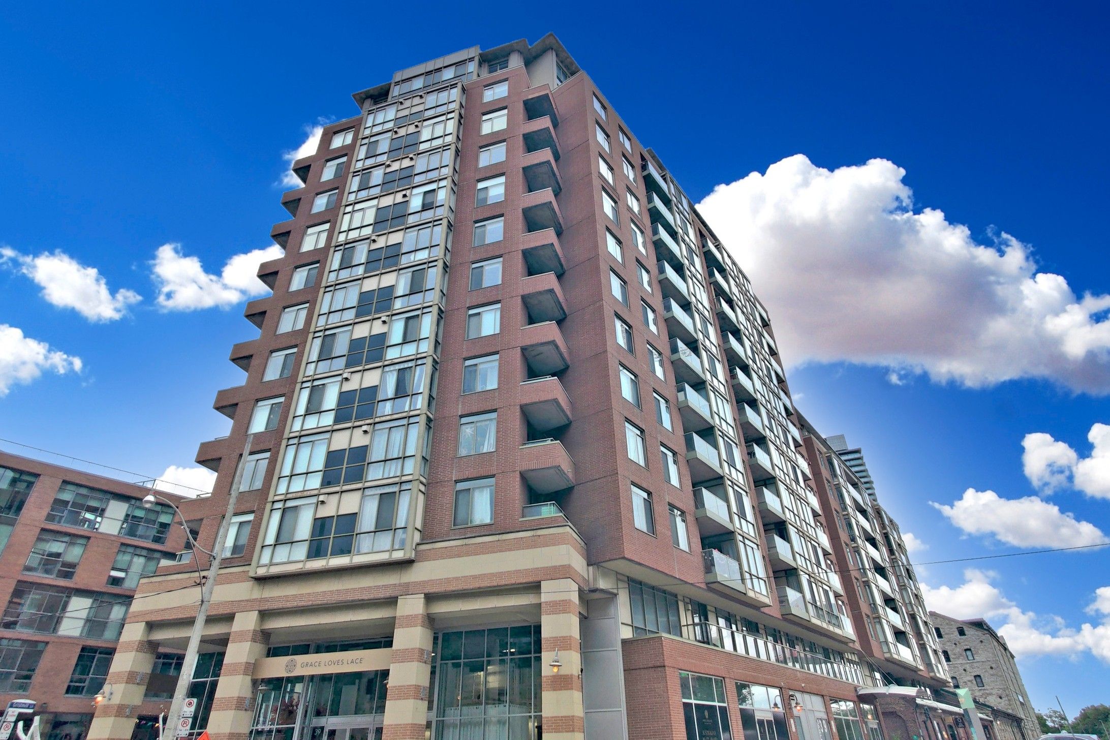 39 Parliament Street Unit# PH1 Toronto C08 Ontario M5A 4R2