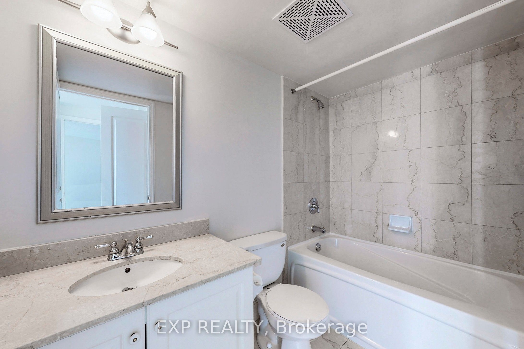 10 Delisle Avenue, #618