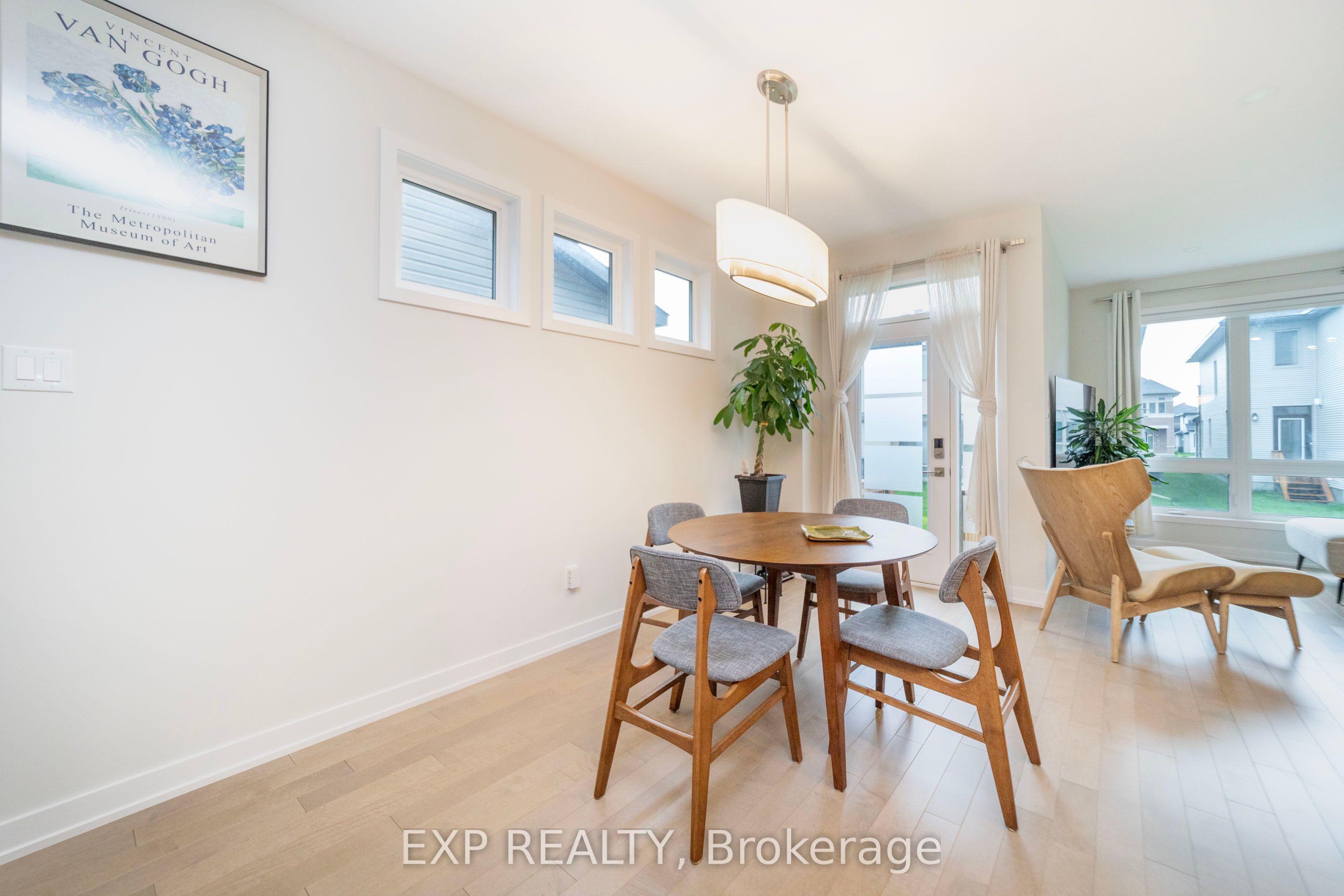 230 FINSBURY Avenue, Stittsville - Munster - Richmond 8203 - Stittsville (South)