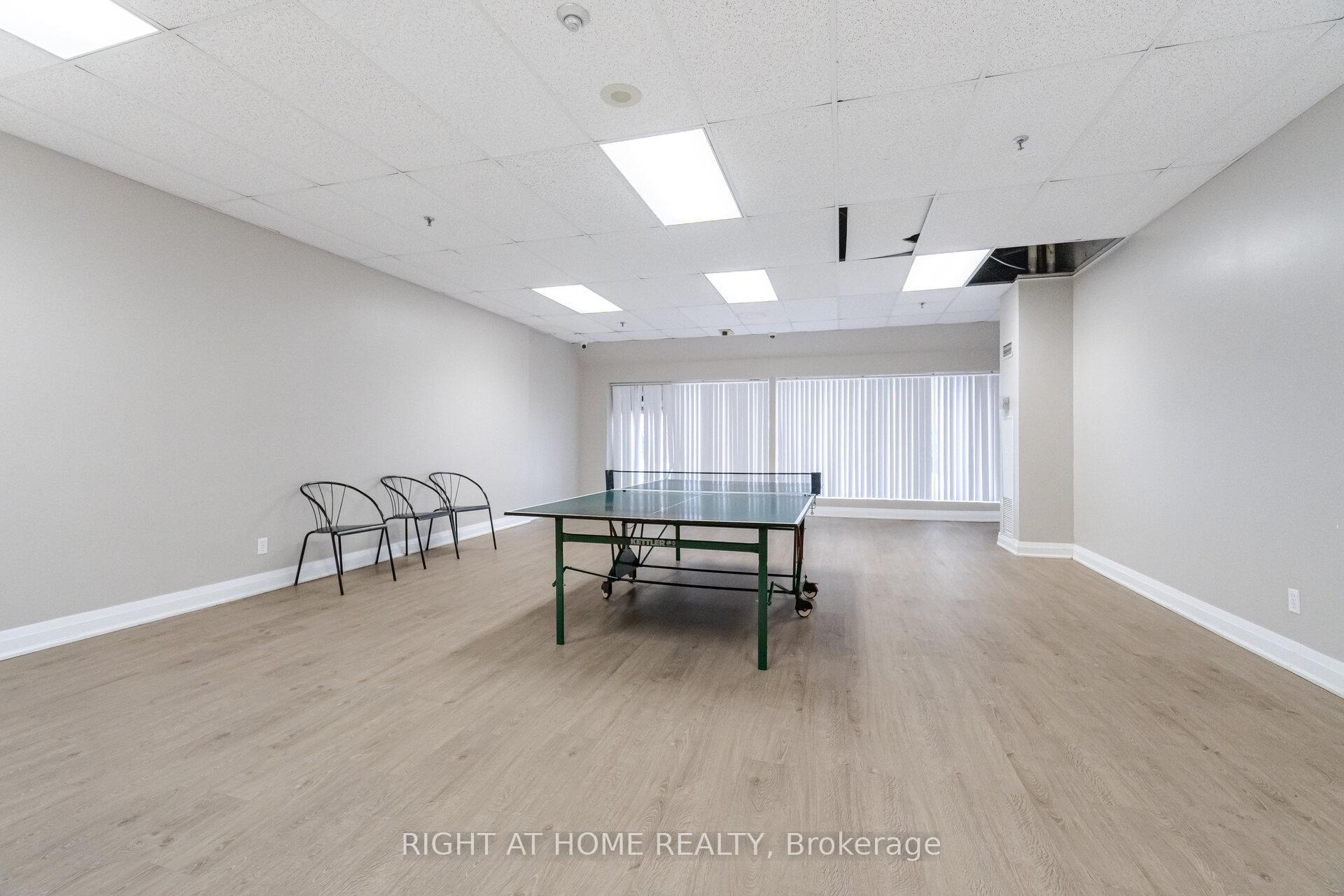 2 Bedrooms Condo at 1470 Midland, Toronto For sale