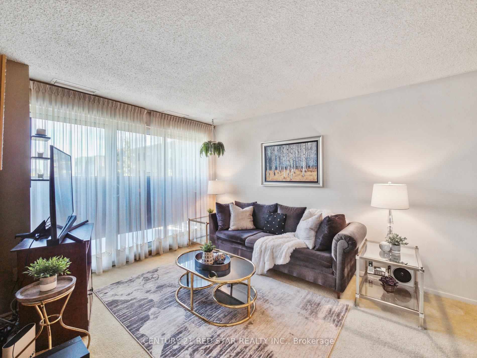 2 Bedrooms Condo at 4001 Don Mills, Toronto For sale