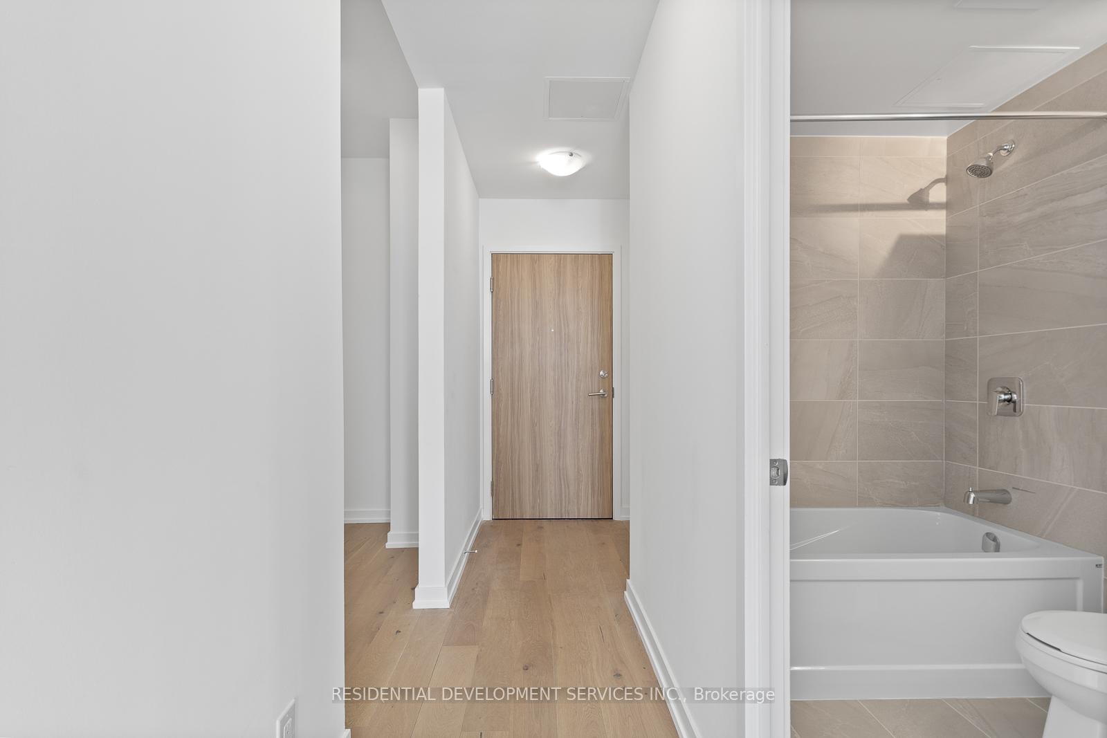 3 Bedrooms Condo at 3100 Keele,  Toronto For sale