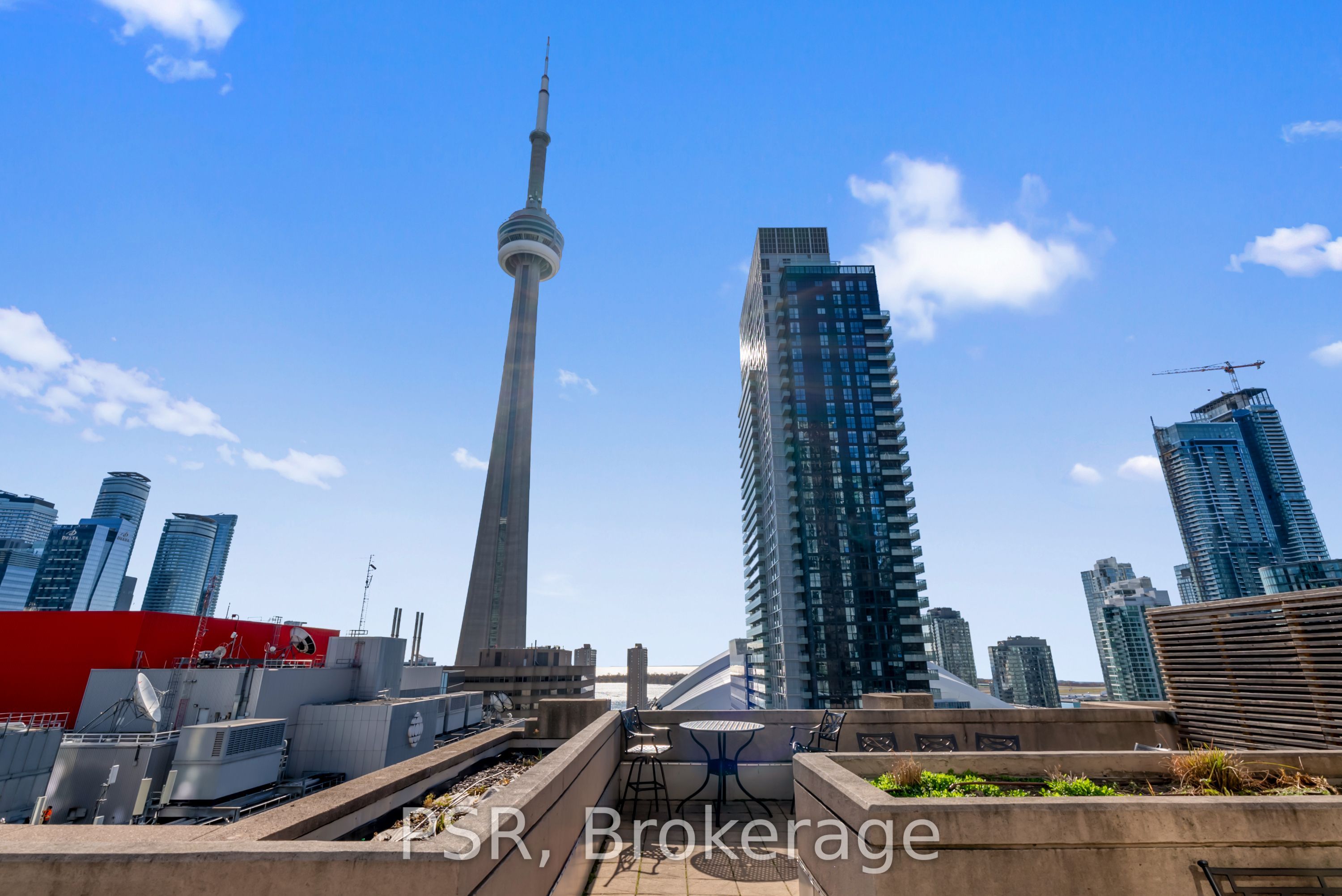 50 John Street, #822