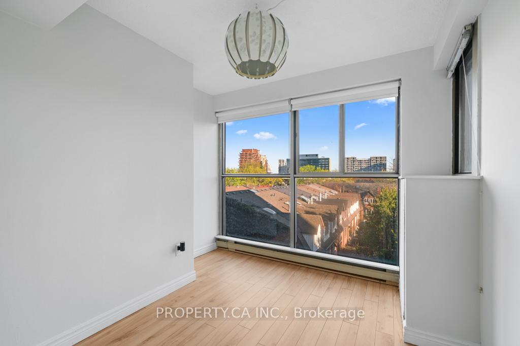 4 Bedrooms Condo at 65 Scadding, Toronto For sale