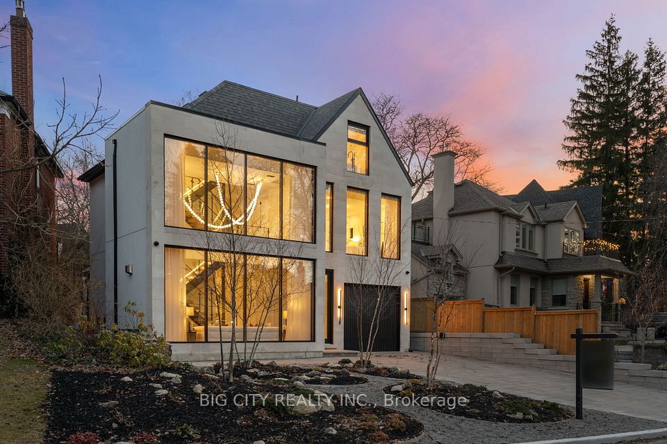 75 Lawrence