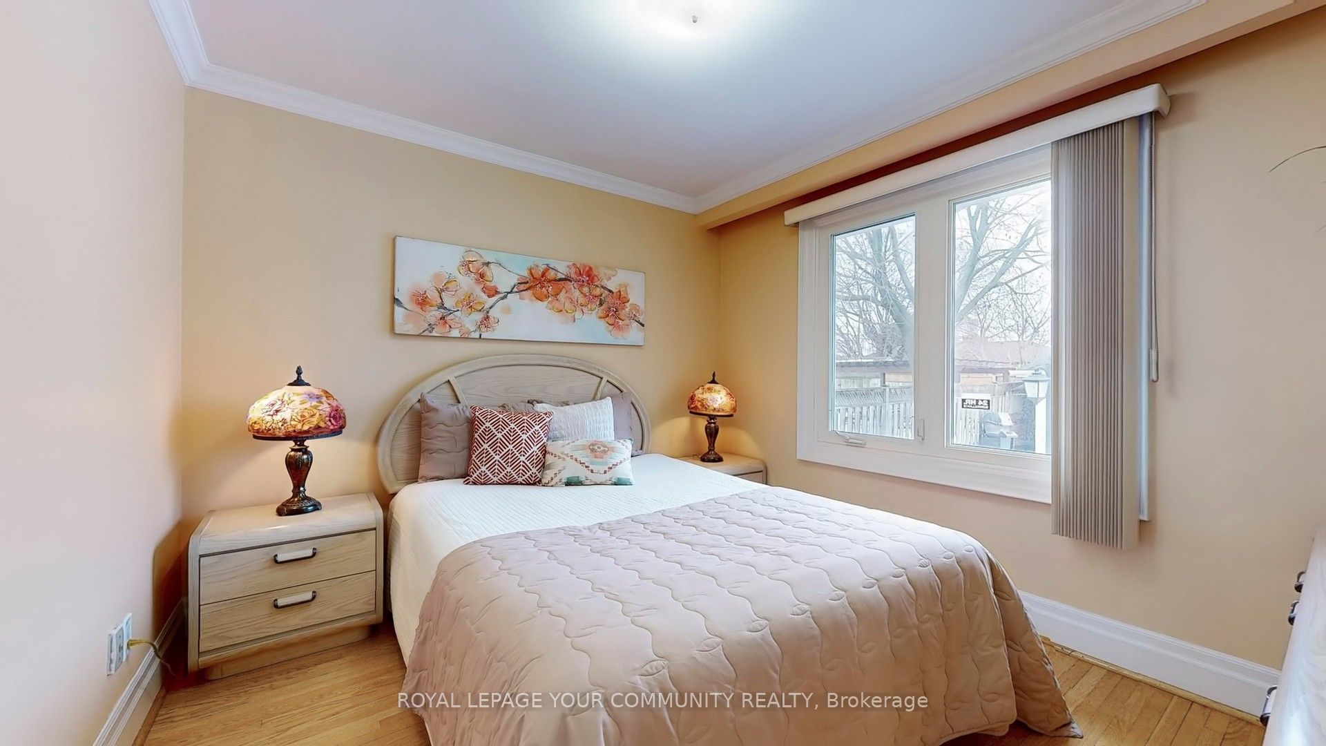 75 Brewster Crescent