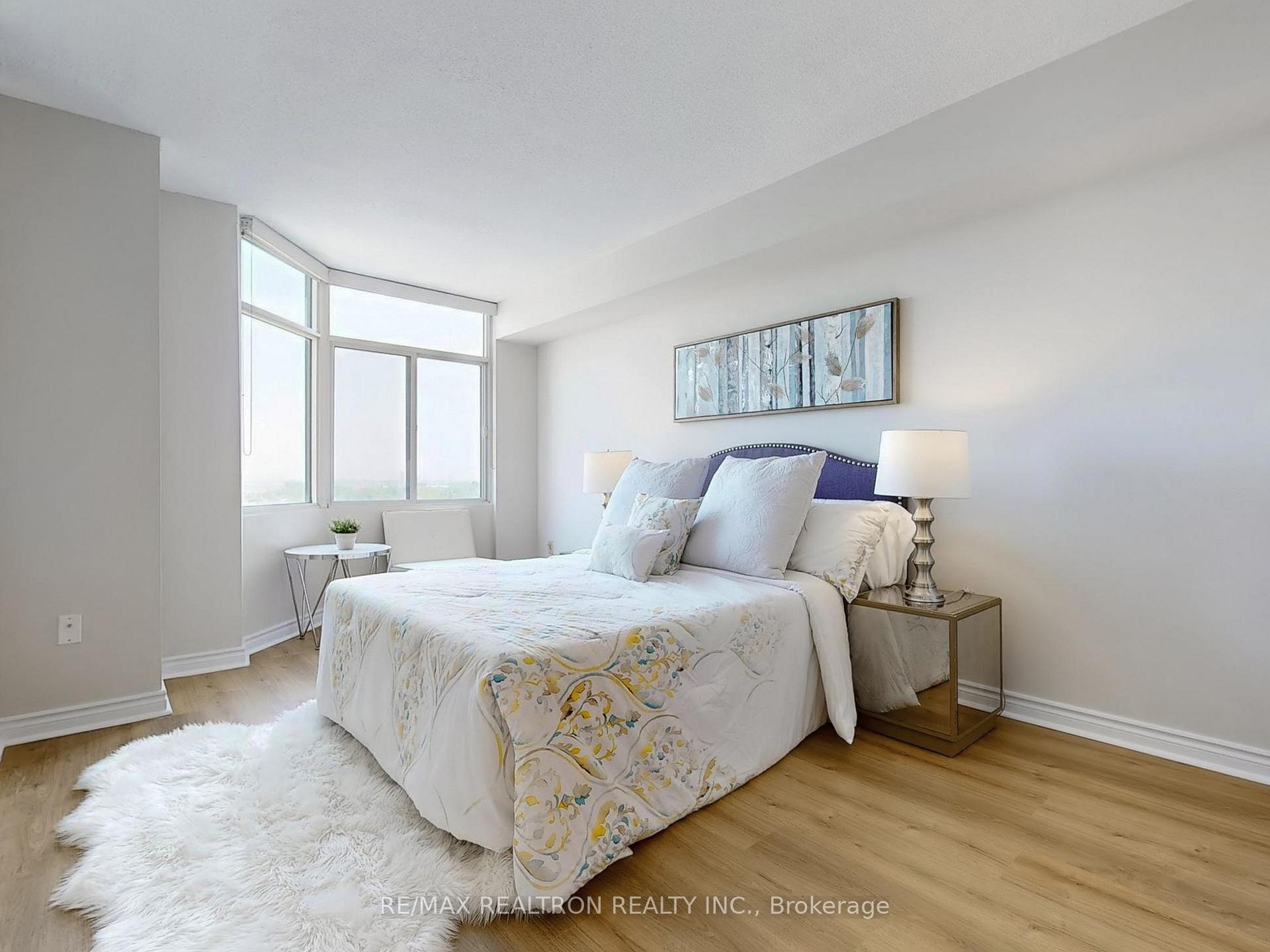 3 Bedrooms Condo at 88 Alton Tower, Toronto For sale