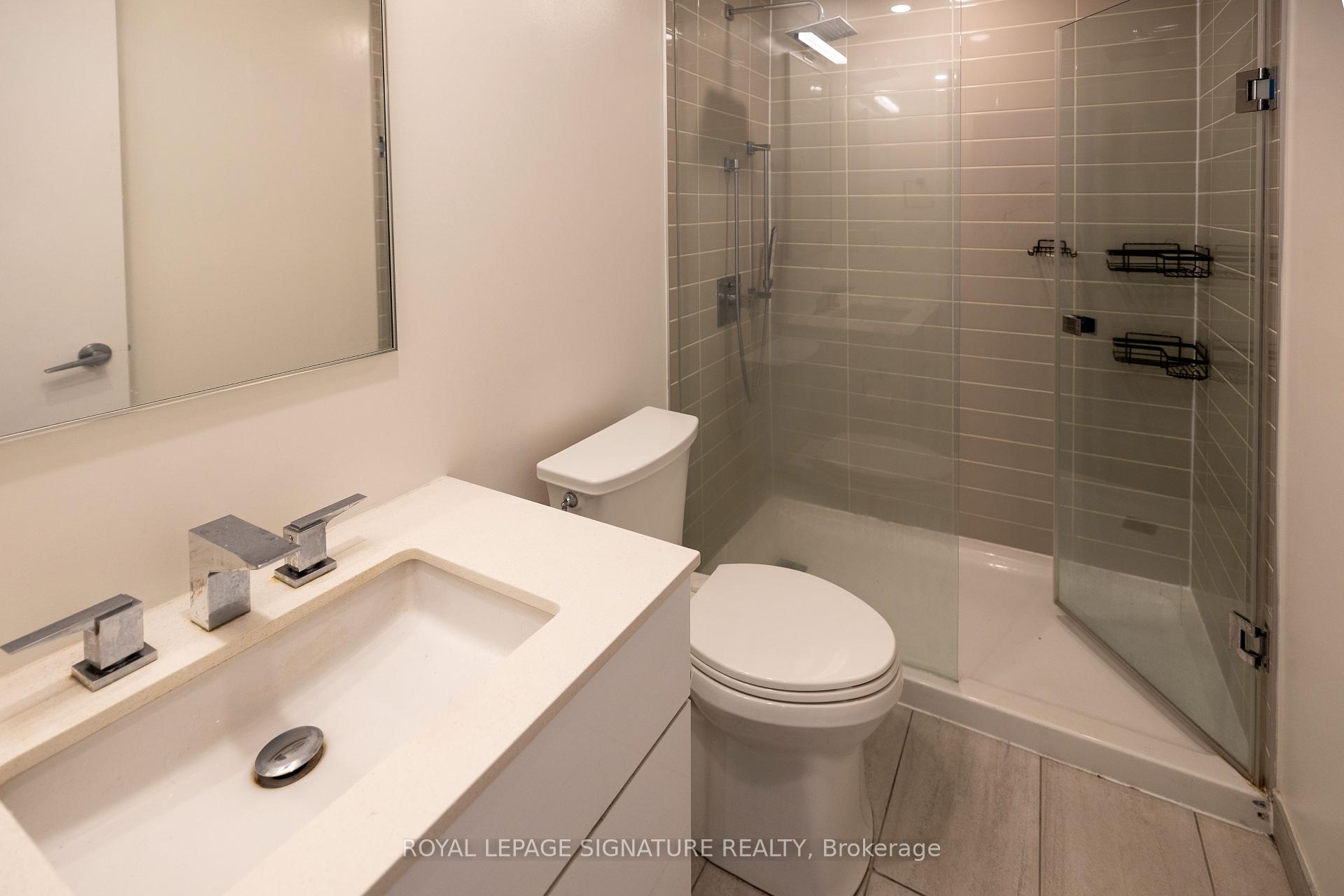2 Bedrooms Condo at 25 Richmond, Toronto For sale