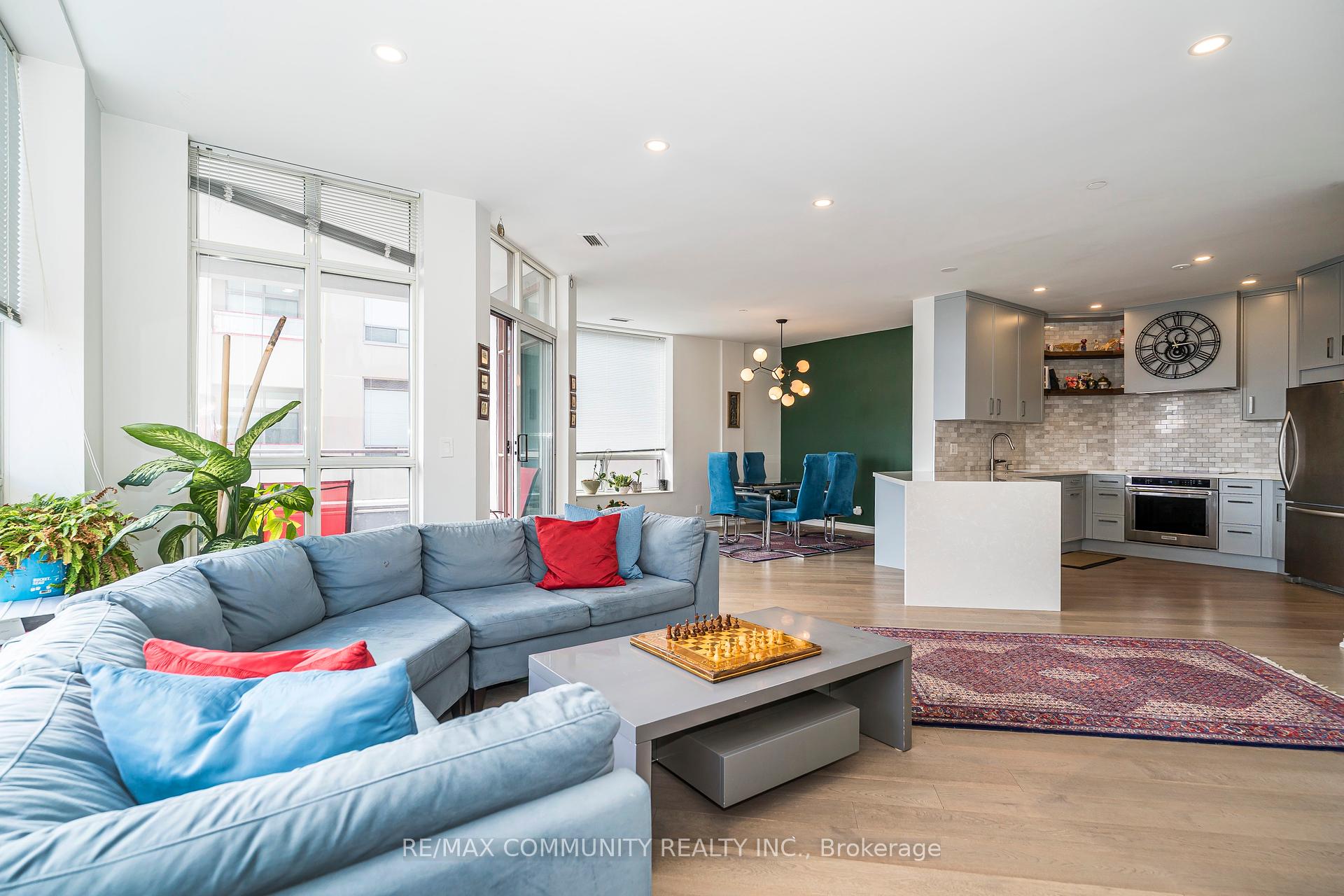 2 Bedrooms Condo at 980 Yonge,  Toronto For sale