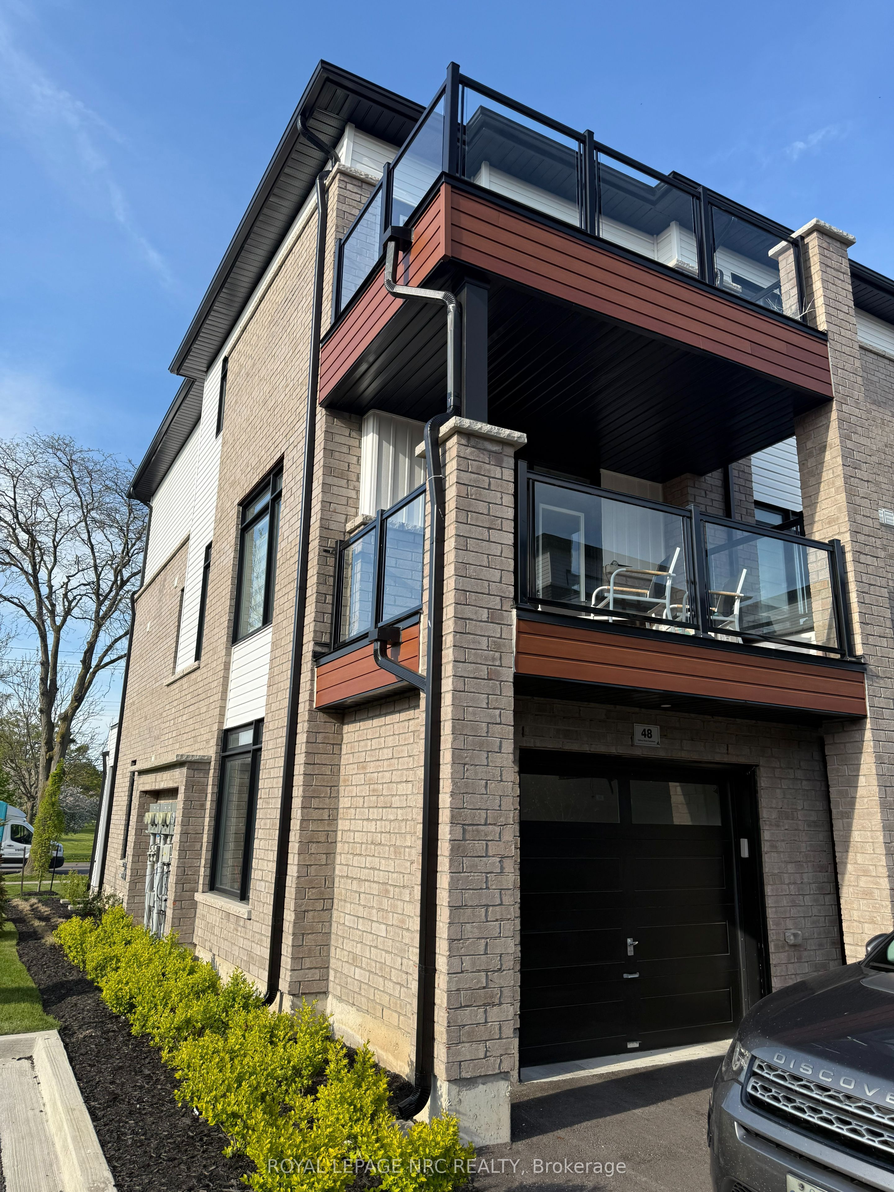 48 Sidney Rose Common Avenue, St. Catharines, ON L2T 0B3
