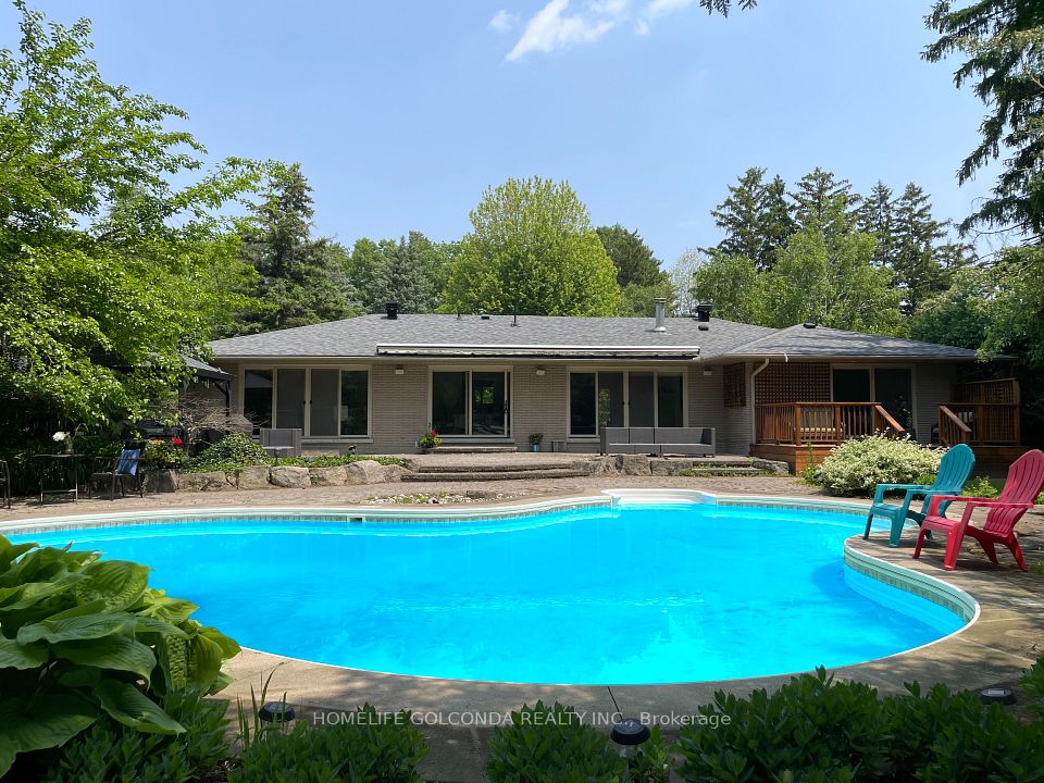 300 Coral Terrace