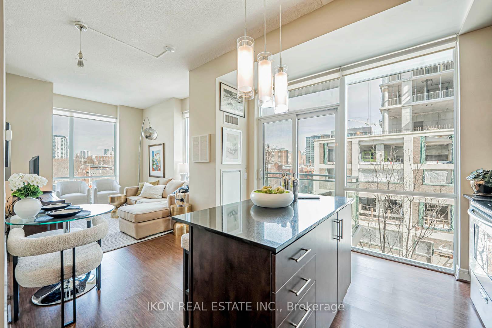3 Bedrooms Condo at 116 George, Toronto For sale