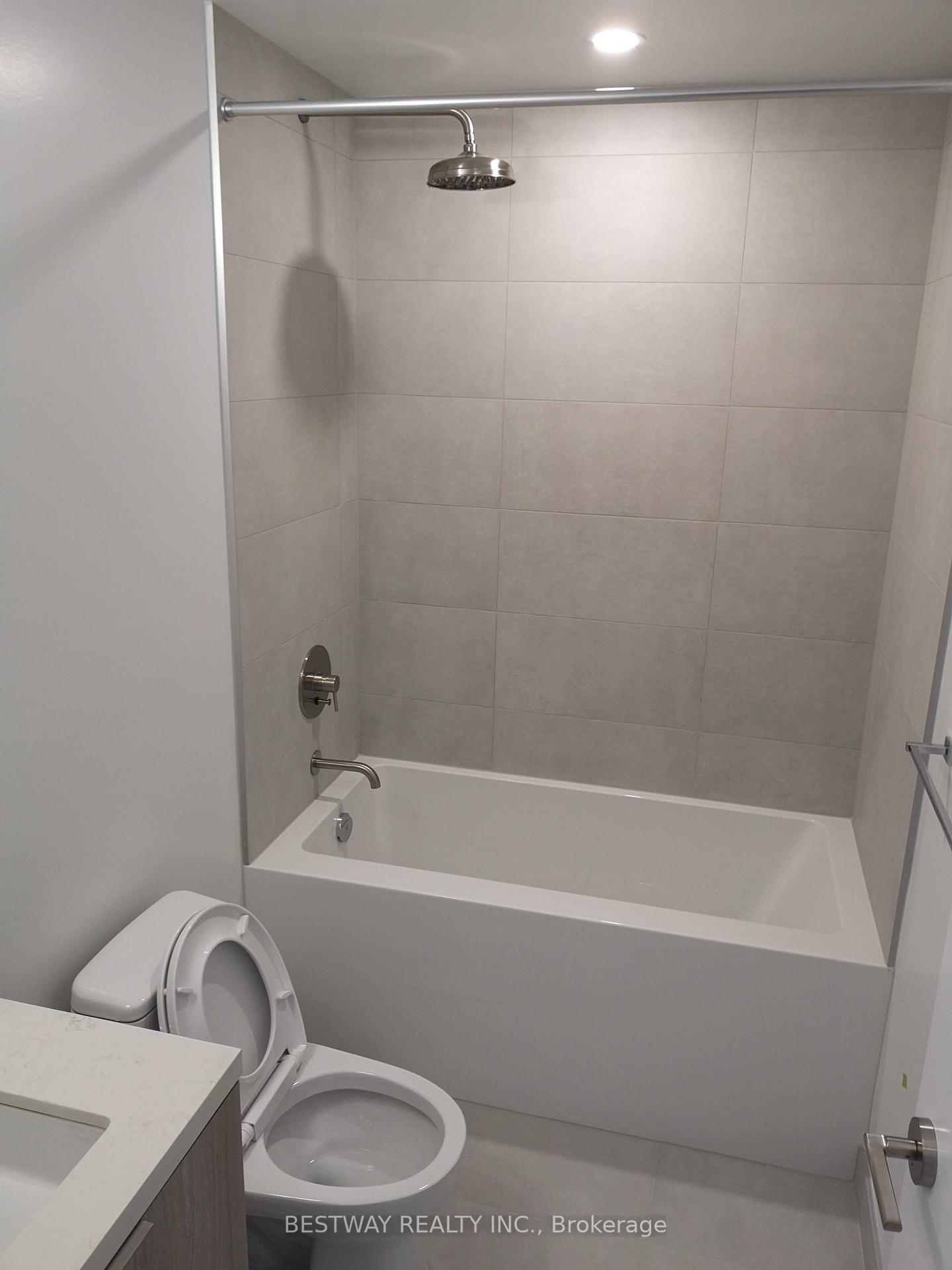 Condo at 2020 Bathurst,  Toronto For sale